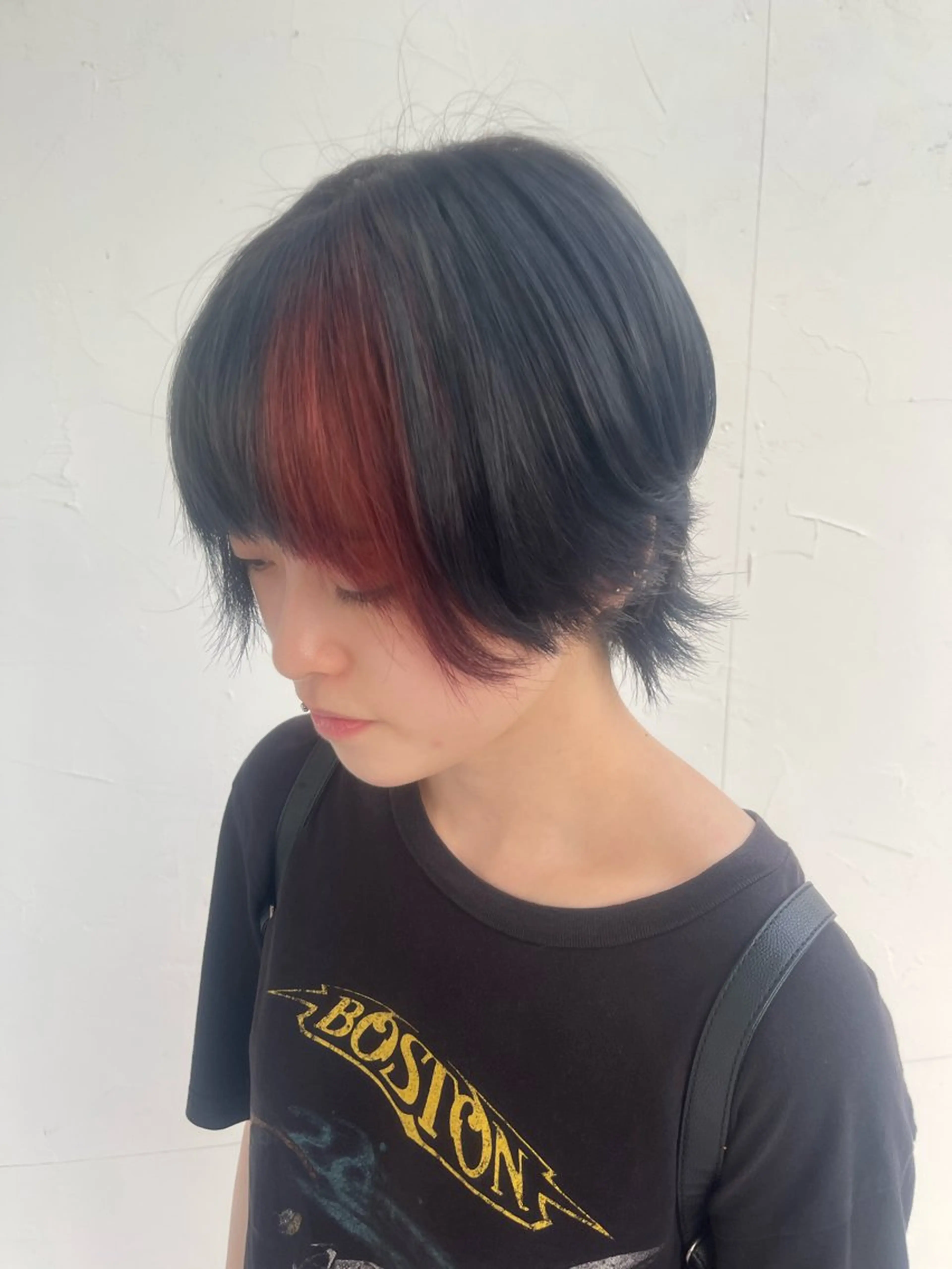 ショート カラー メッシュ ウルフカット デザインカラー/ オダセイナのヘアスタイル