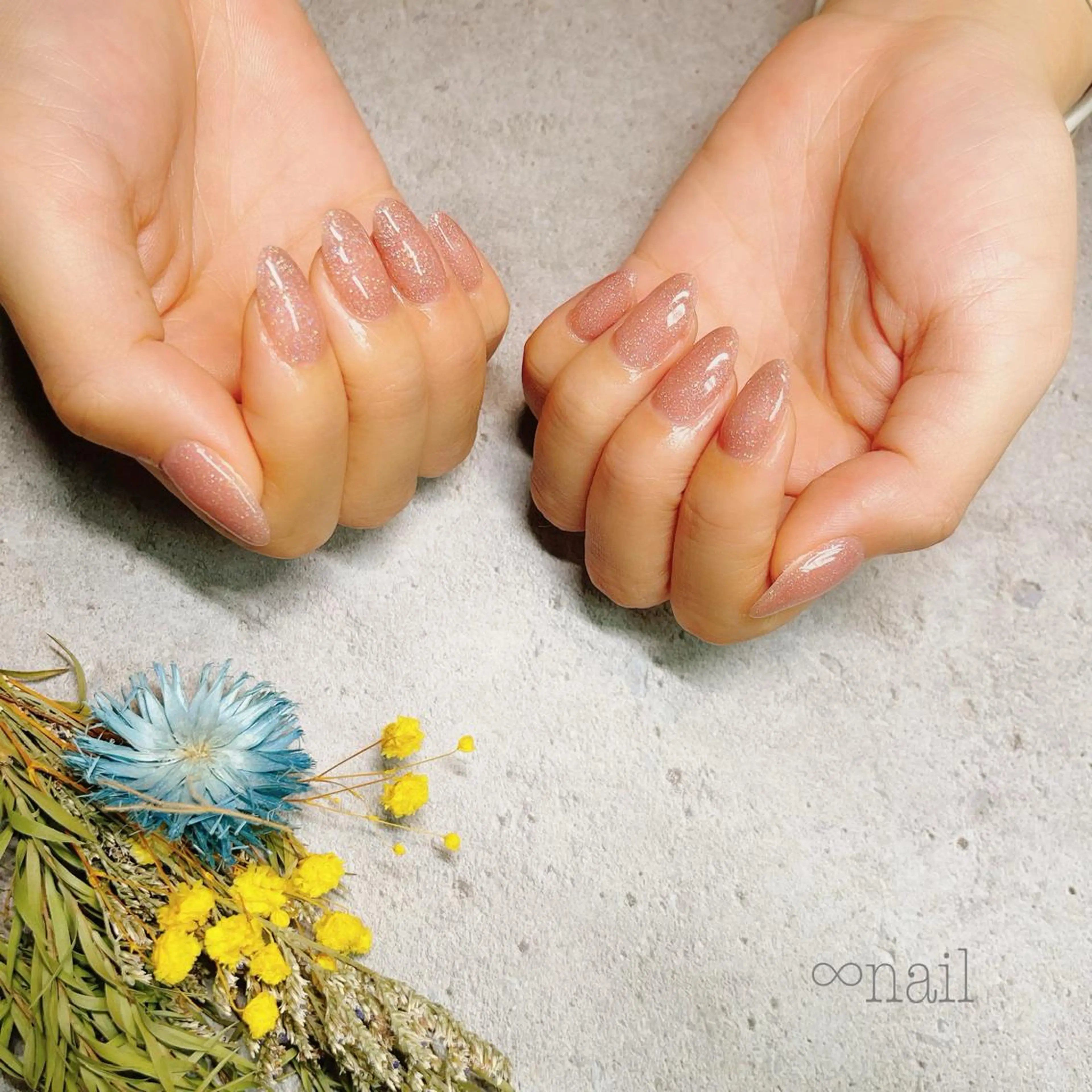 ネイル アートネイル ジェルネイル キラキラネイル オフィスネイル パラジェル ♾nail 恵美のマツエク・マツパデザイン