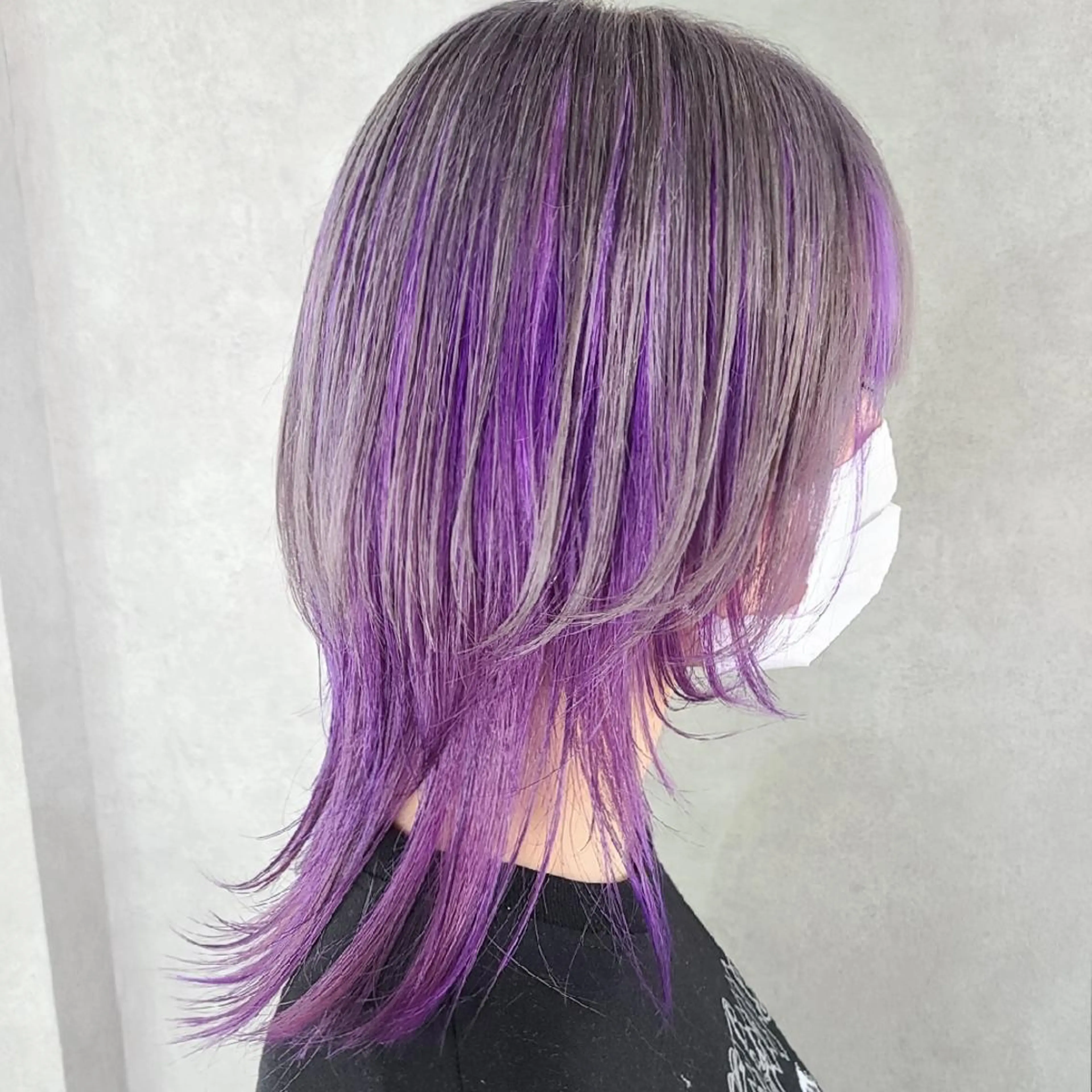 ミディアム グラデ❣️インナー 派手髪Fumiyoのヘアスタイル