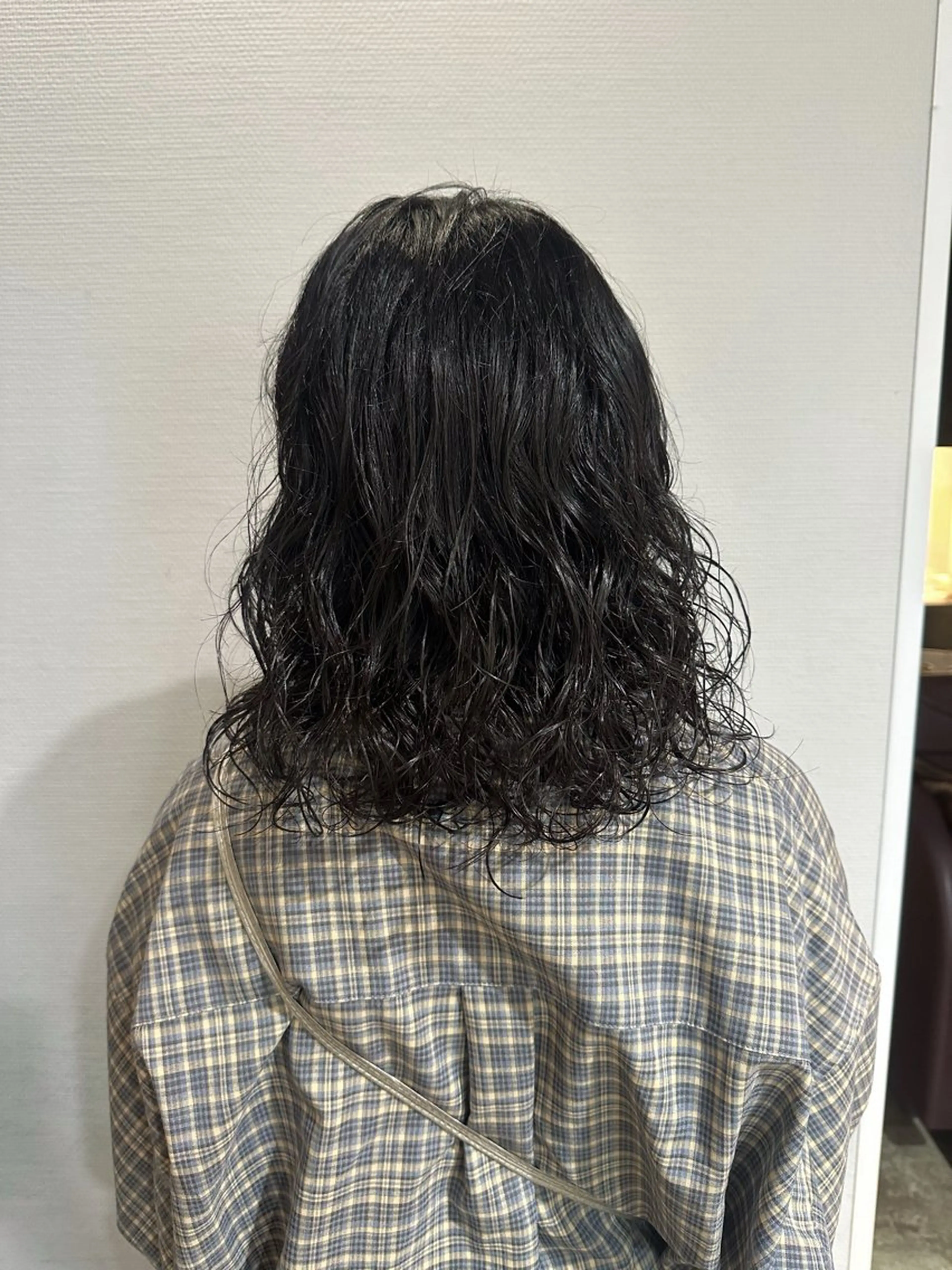 セミロング パーマ パーマ 塩澤 榛奈のヘアスタイル
