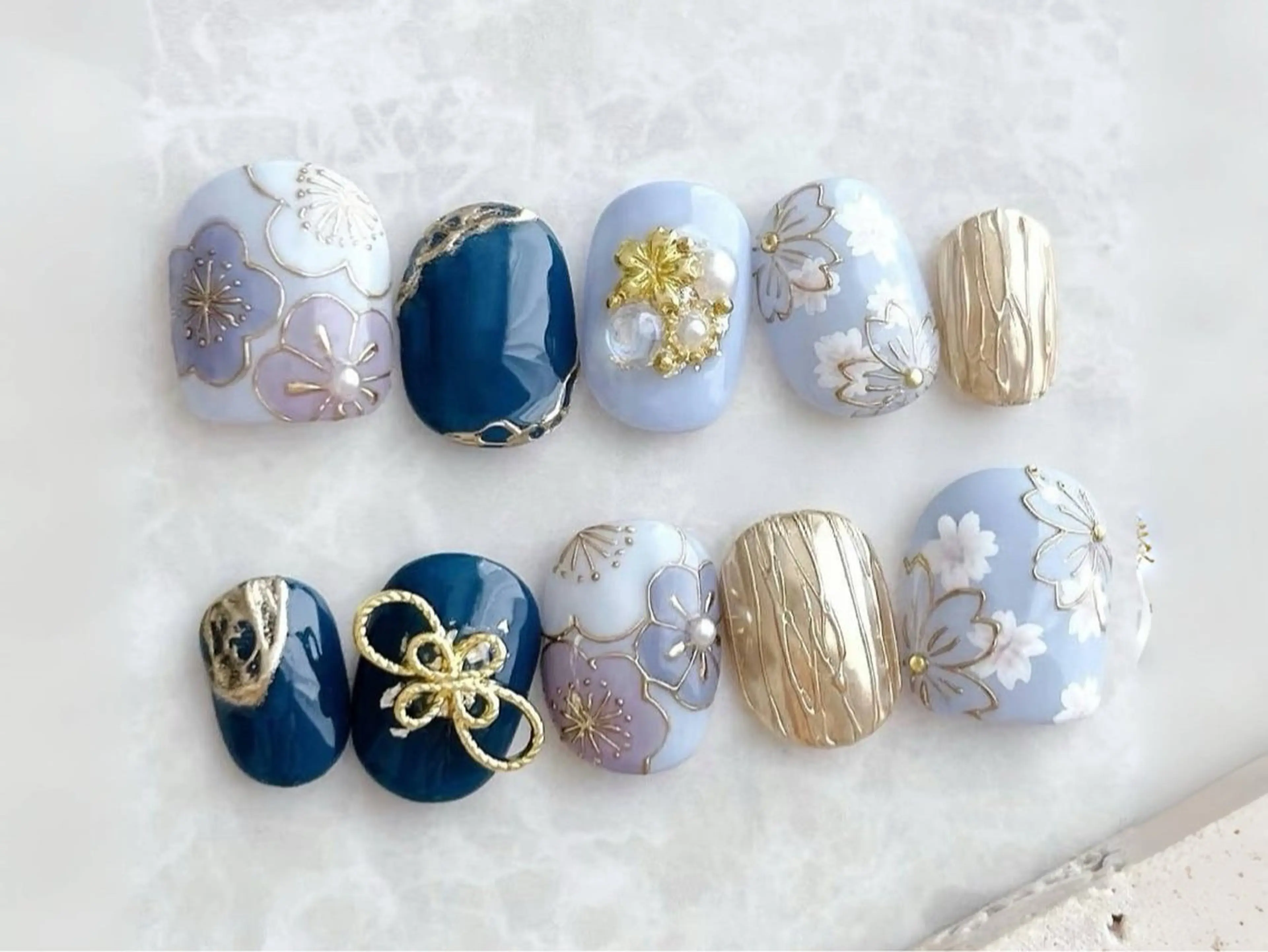 ネイル アートネイル チークネイル 長さ出し フットネイル ジェルネイル ハンドネイル ハンドケア ラッキーネイルサロン 西川口東口店のネイルデザイン