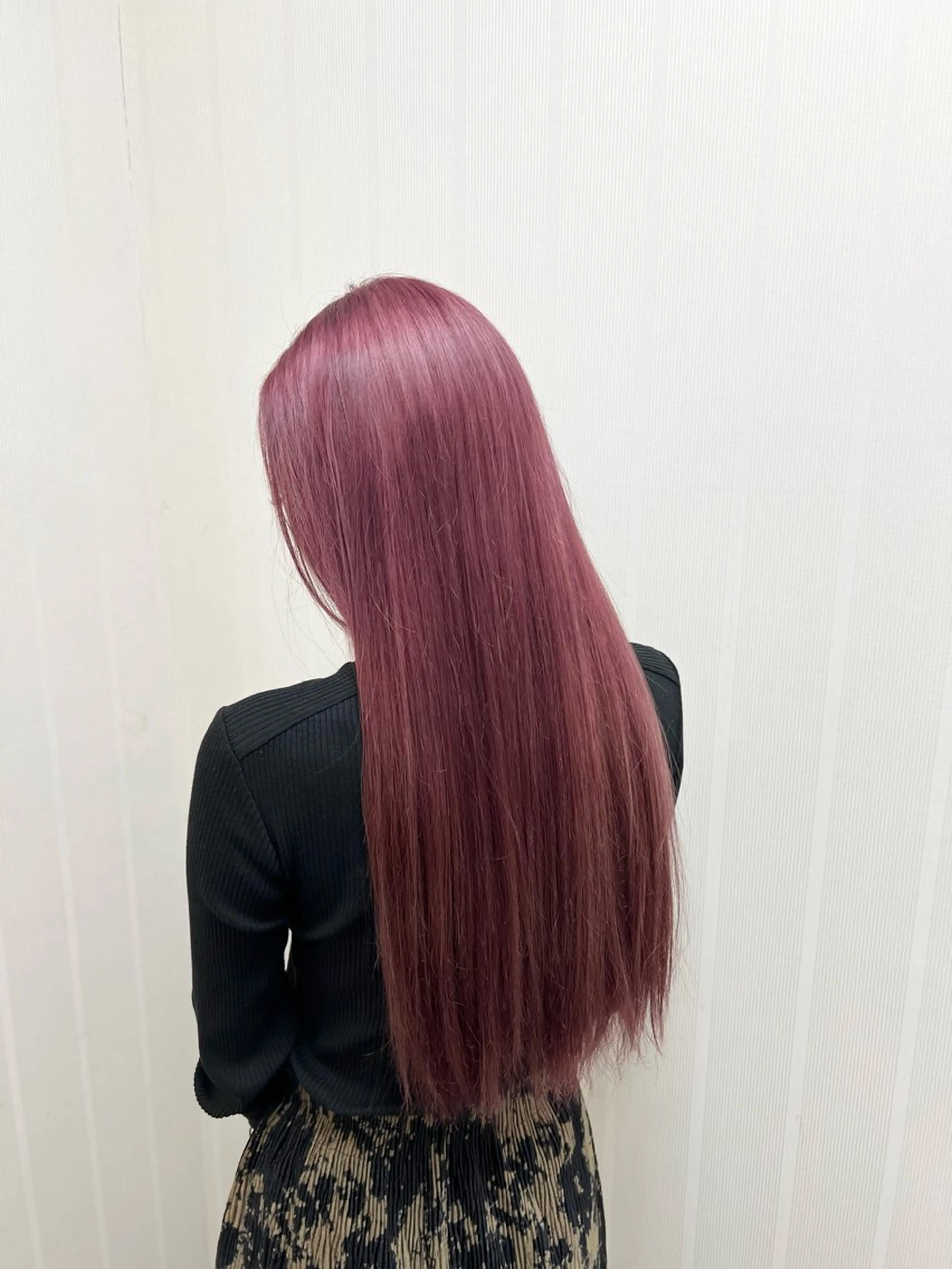 ロング カラー ピンクカラー ヘアカラー 京橋🫧七菜 /艶カラー/髪質改善のヘアスタイル
