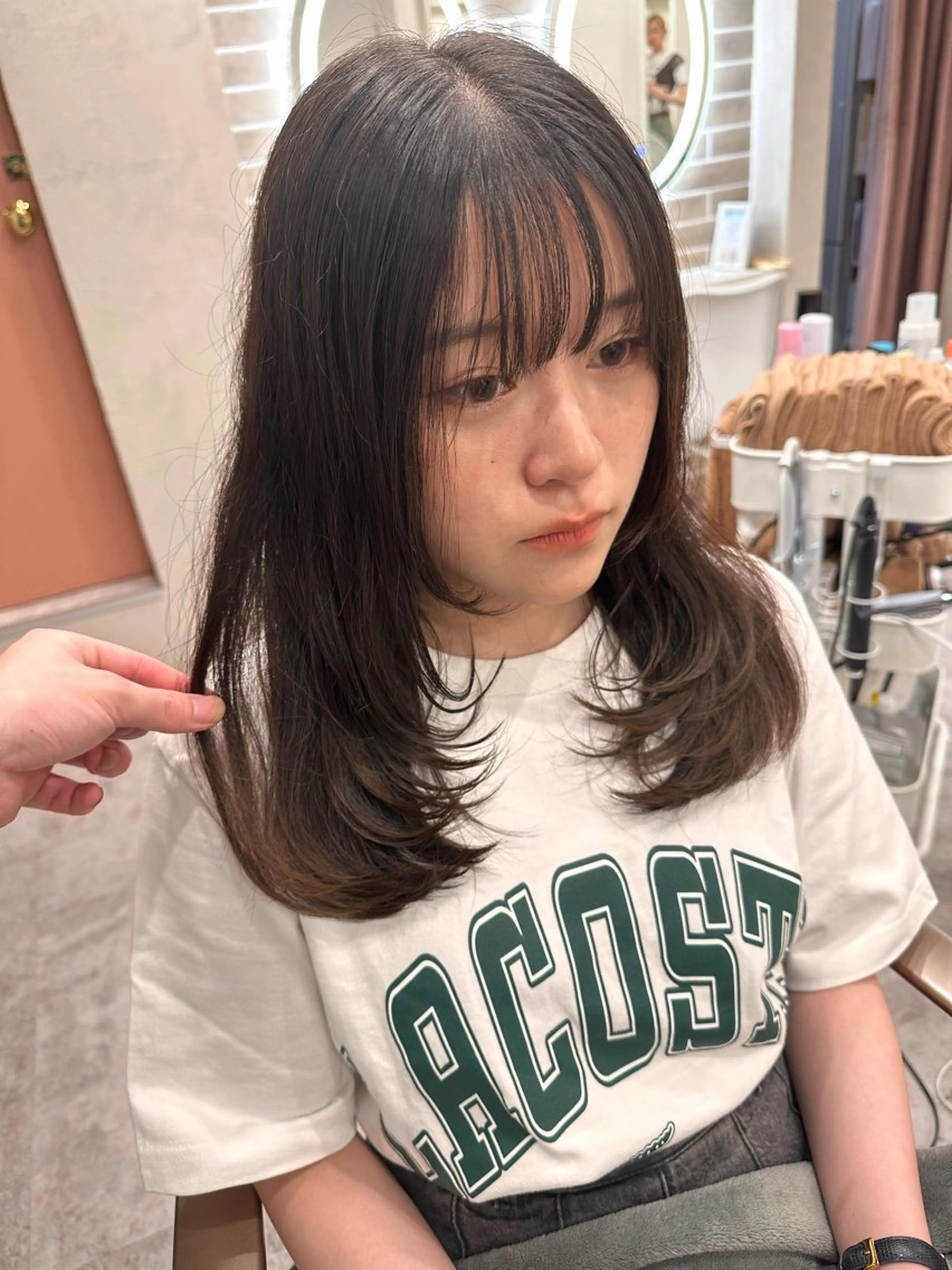 ミディアム ボブ、レイヤー、 ハイトーン、古淵のヘアスタイル