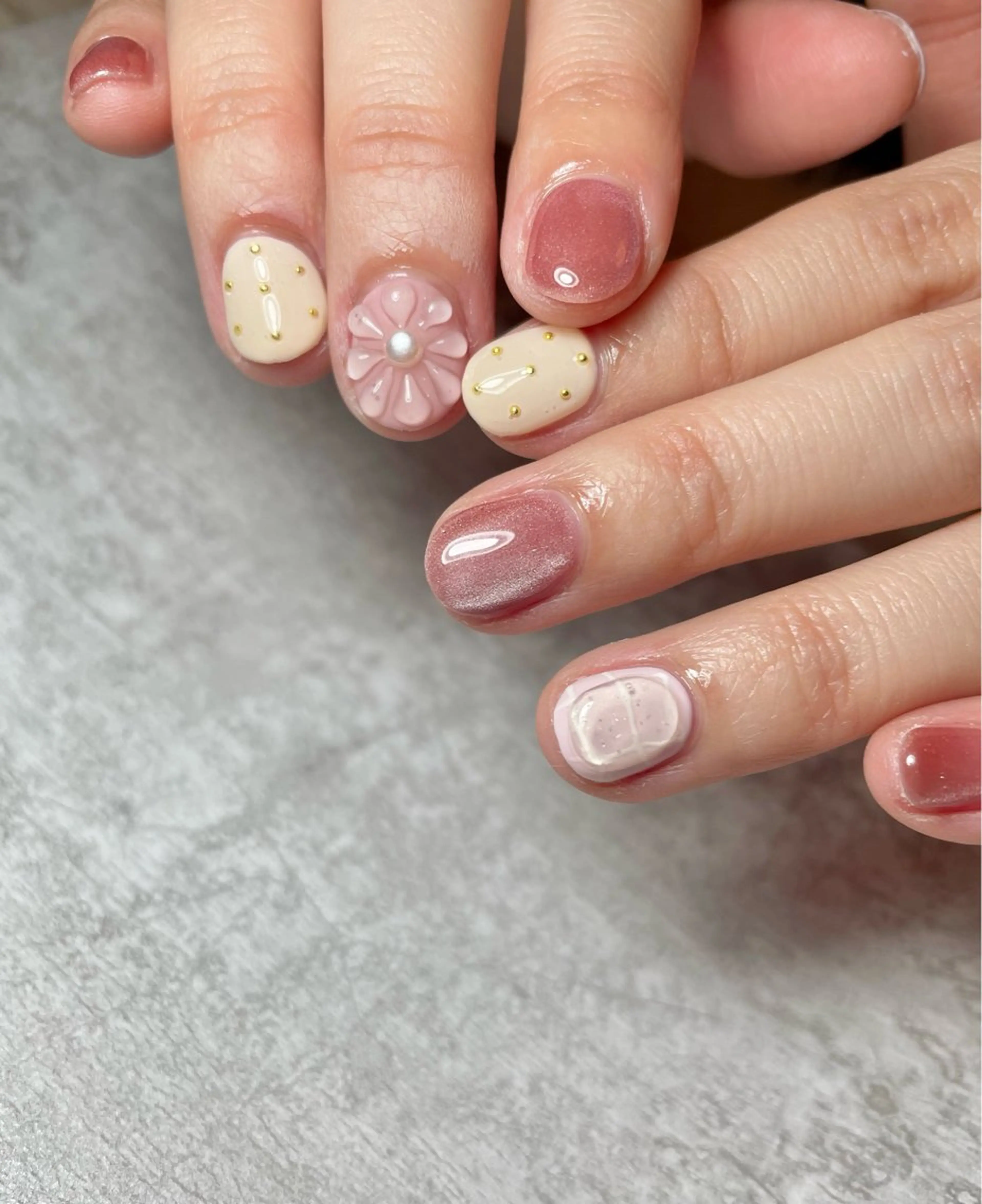 ネイル フラワーネイル マグネットネイル 持ち込み ニュアンスネイル ぷっくりネイル BEAUTY GARDEN 【nail salon unseul】所属・nana .のネイルデザイン