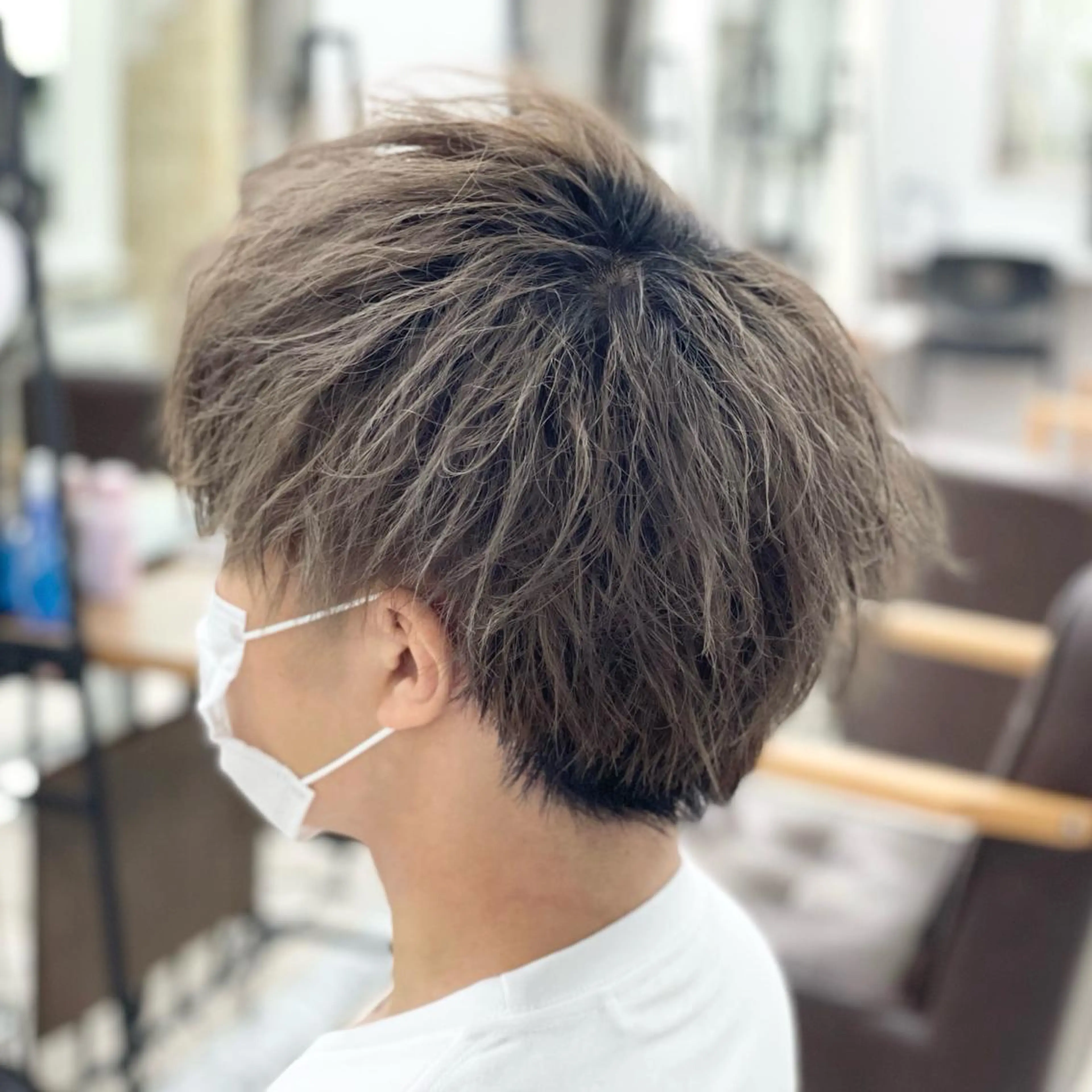 ショート カラー メンズ ハイライト&曲がる 縮毛矯正特化 玉置のヘアスタイル