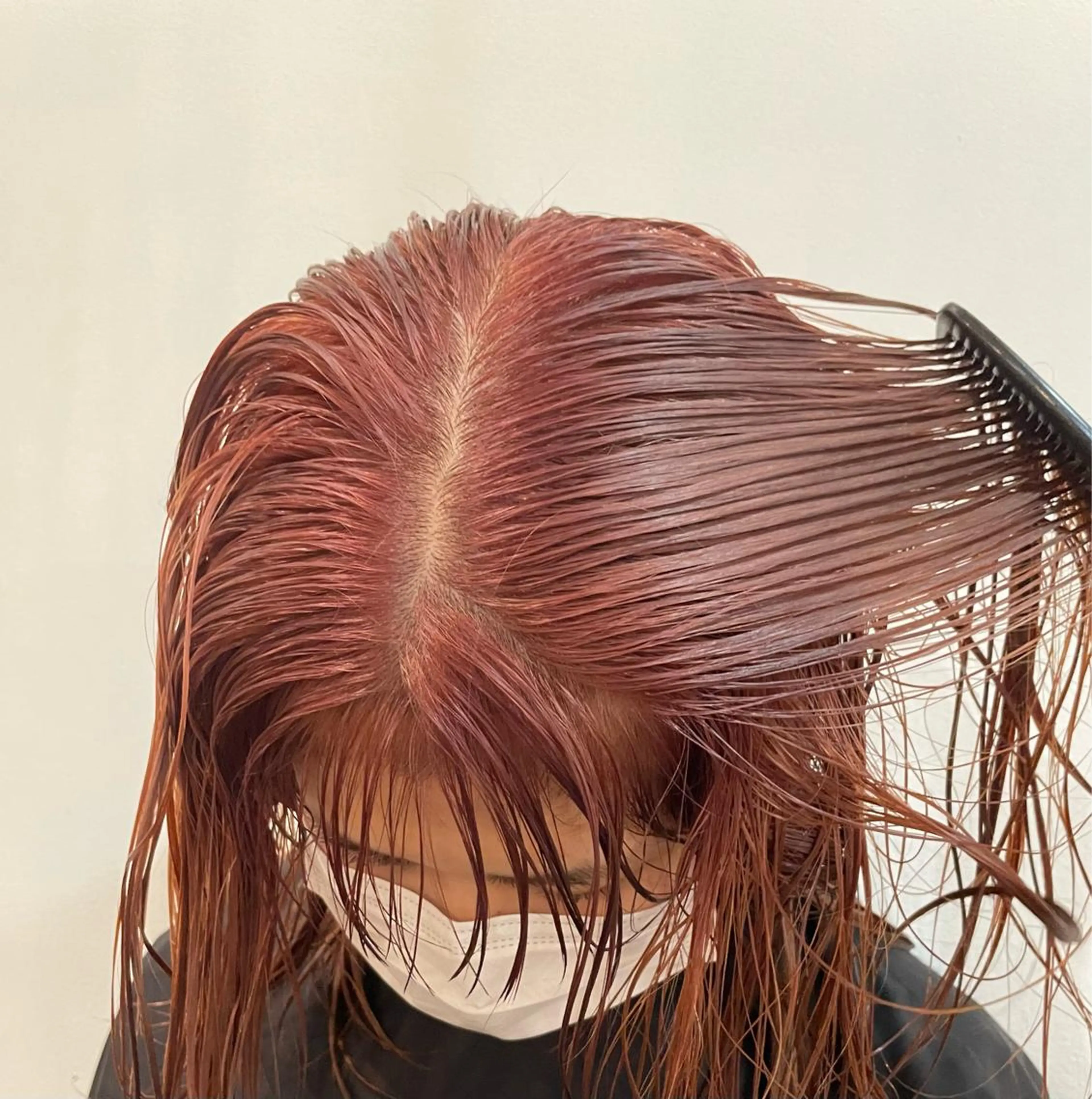 セミロング カラー ピンクカラー chiharu ボブ/レイヤーのヘアスタイル