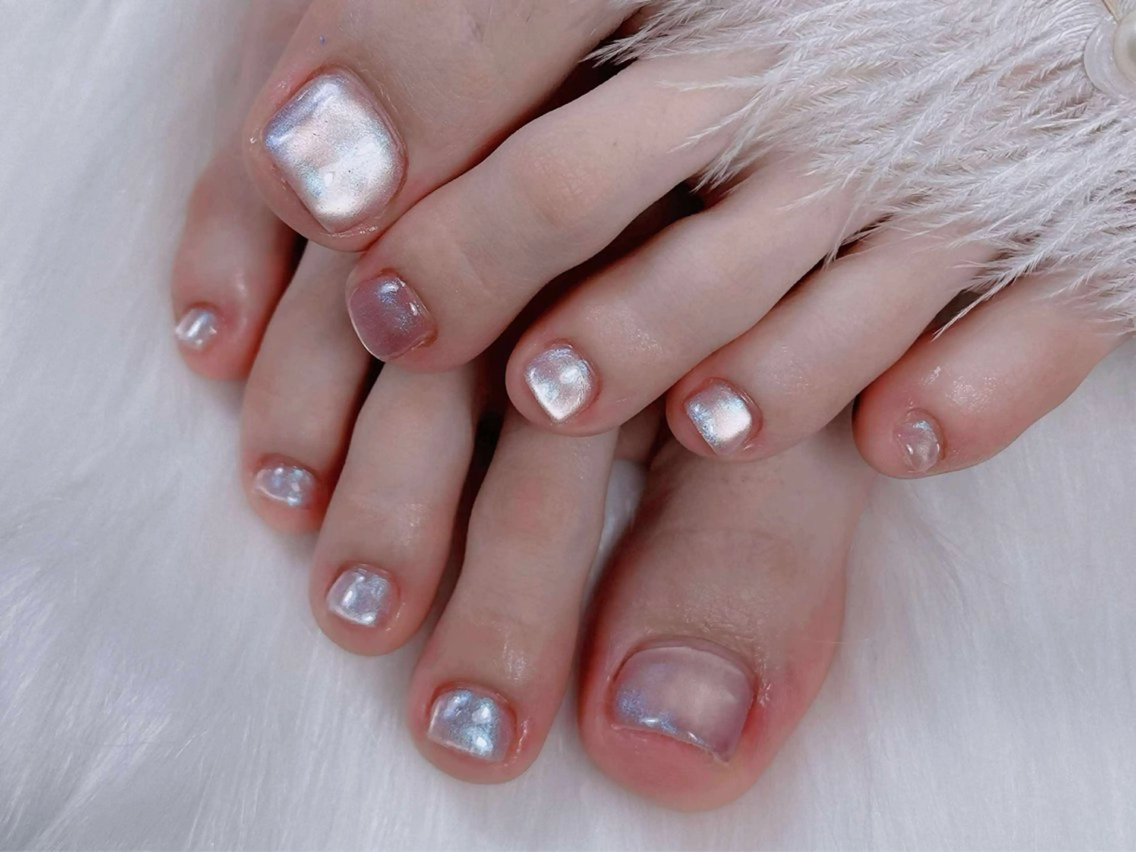 ネイル オーロラネイル チークネイル フットネイル フレンチネイル 韓国ネイル フットネイル Lumi Nail 新大久保3‘のネイルデザイン