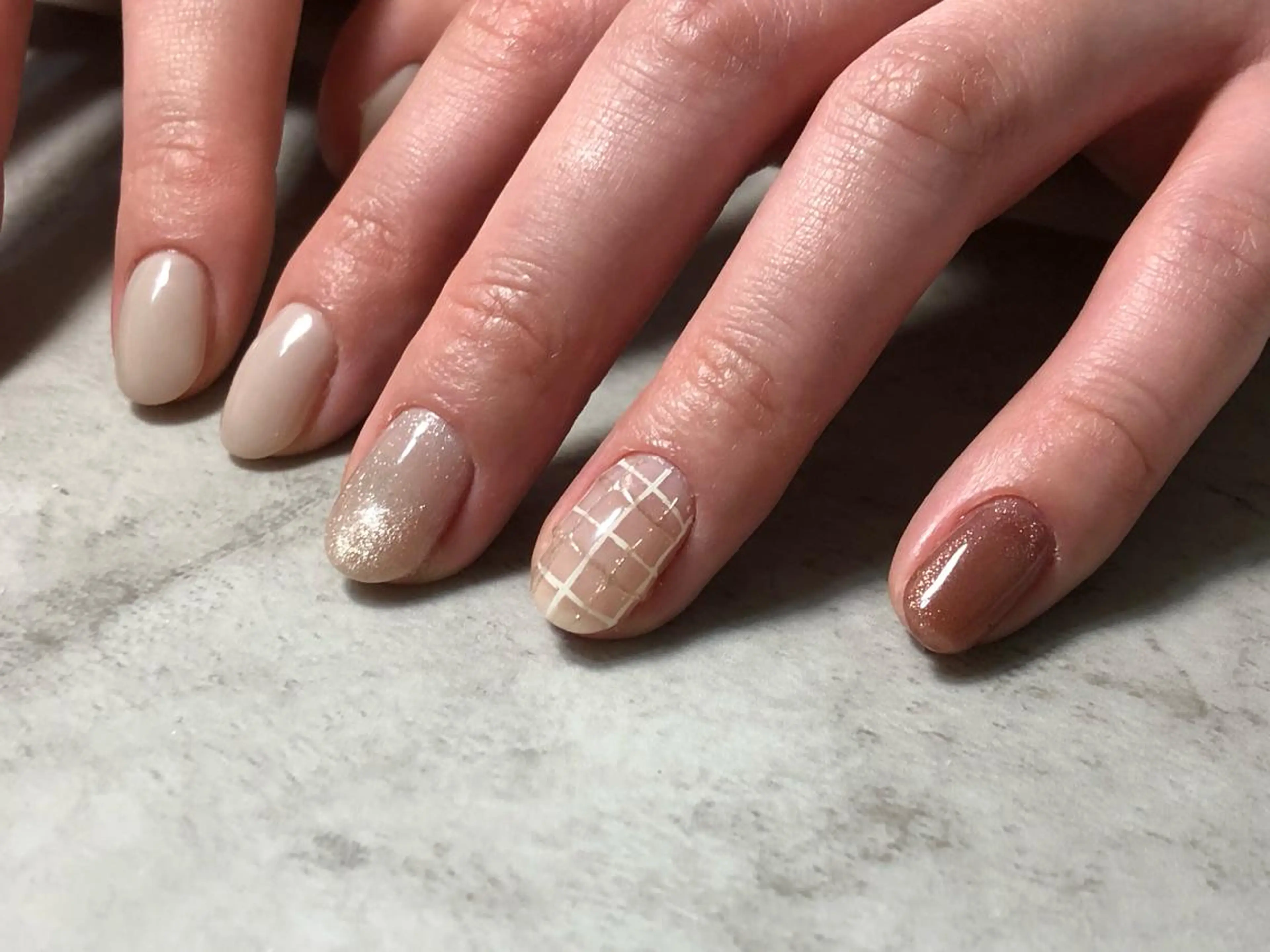 ネイル シンプルネイル EMIKOのネイルデザイン