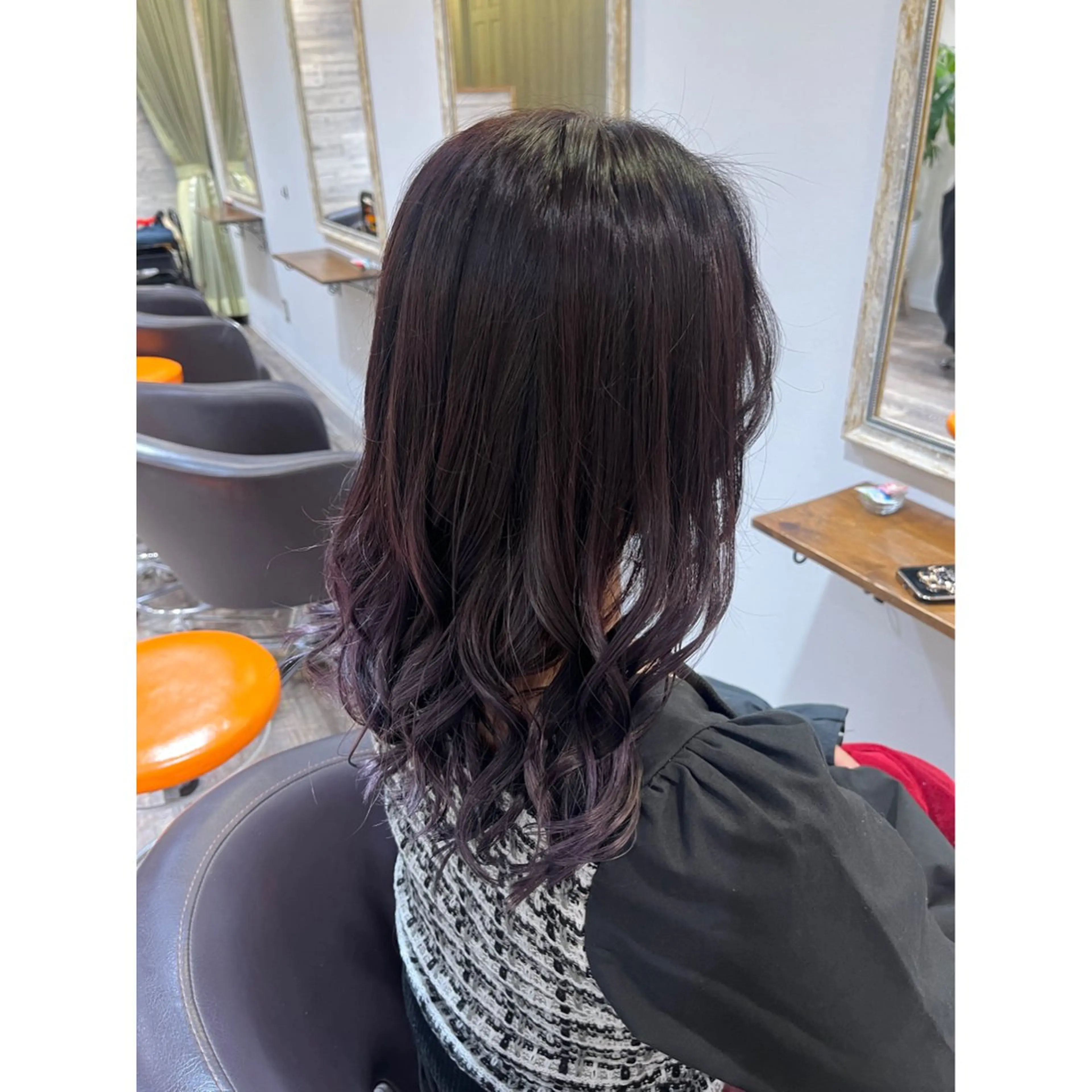 セミロング ヘアカラー トリートメント OPERA by ZINA所属・木下 実優のヘアスタイル