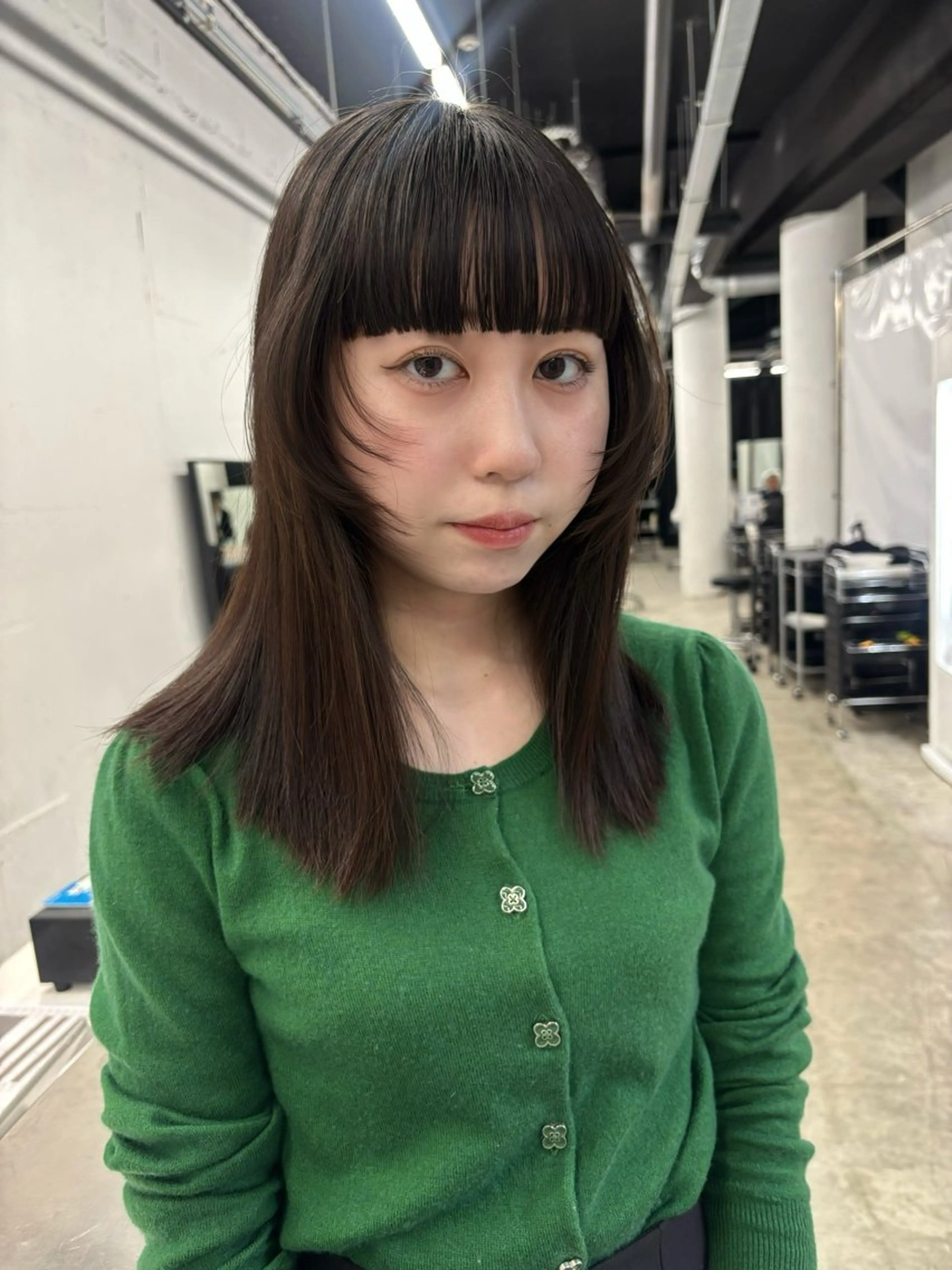 ミディアム カット ⭐︎ハイトーン /レイヤー✩momoのヘアスタイル