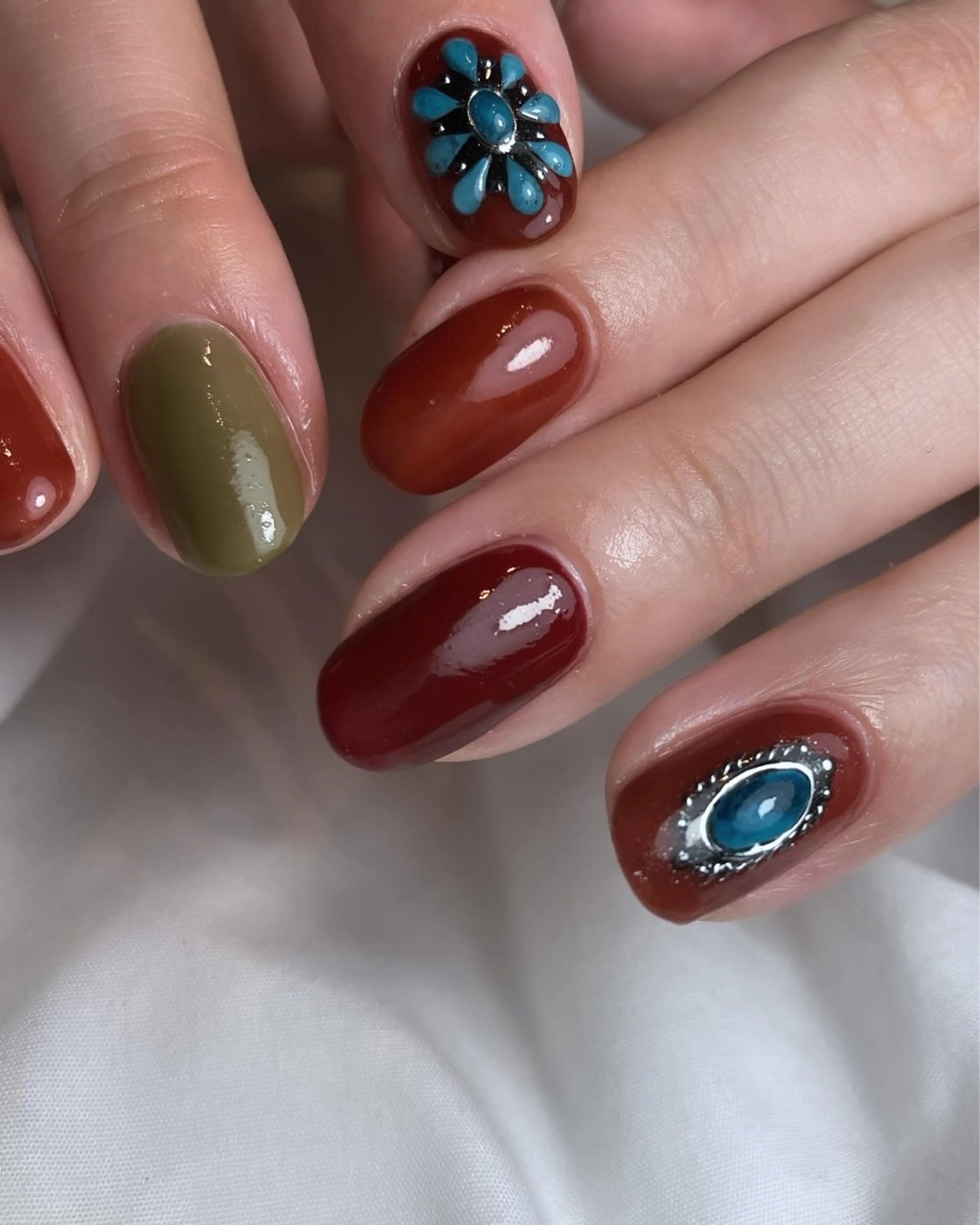 ネイル PEACE minariのネイルデザイン