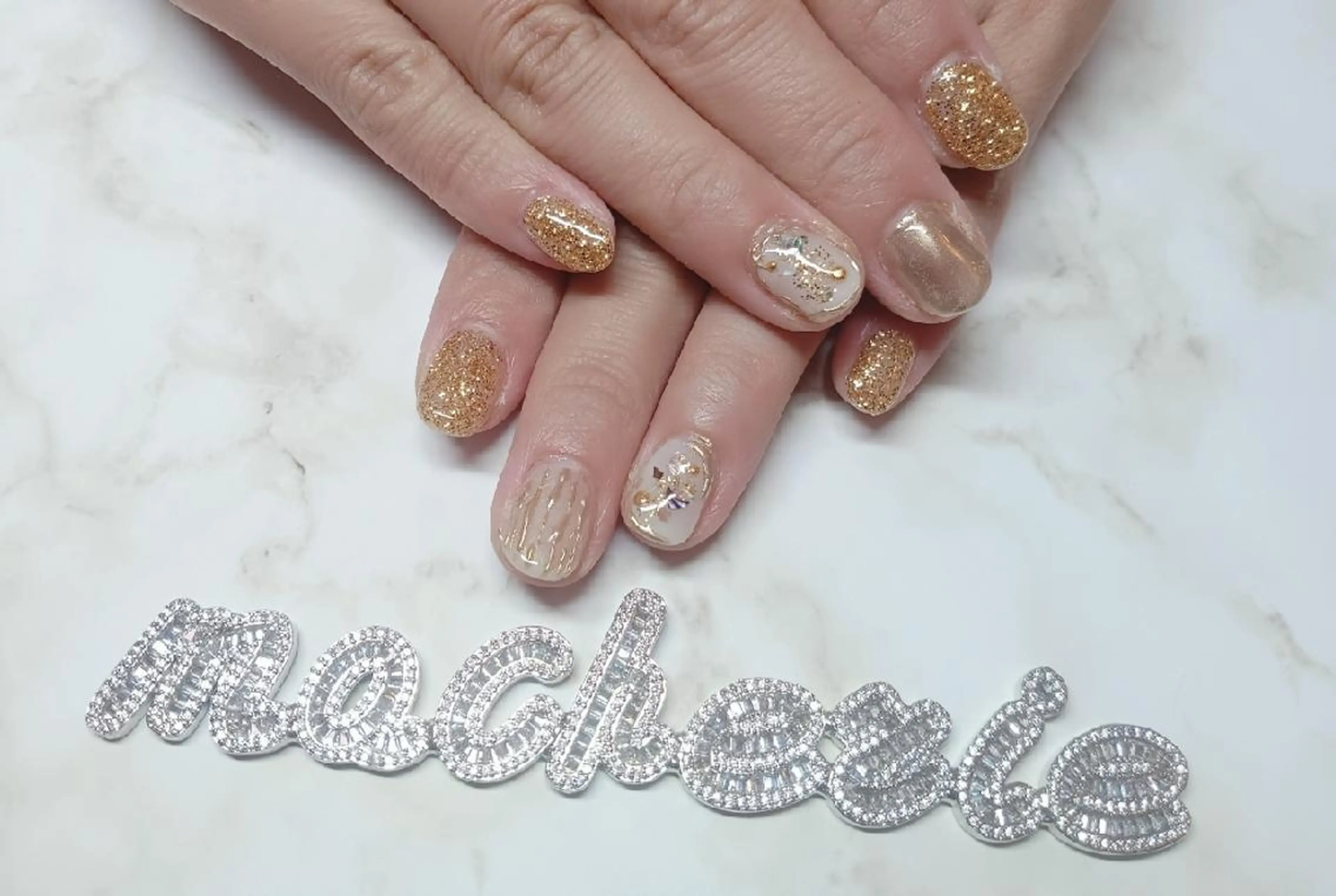 ネイル ゴールド ハンドネイル Nail Salon macherieのネイルデザイン