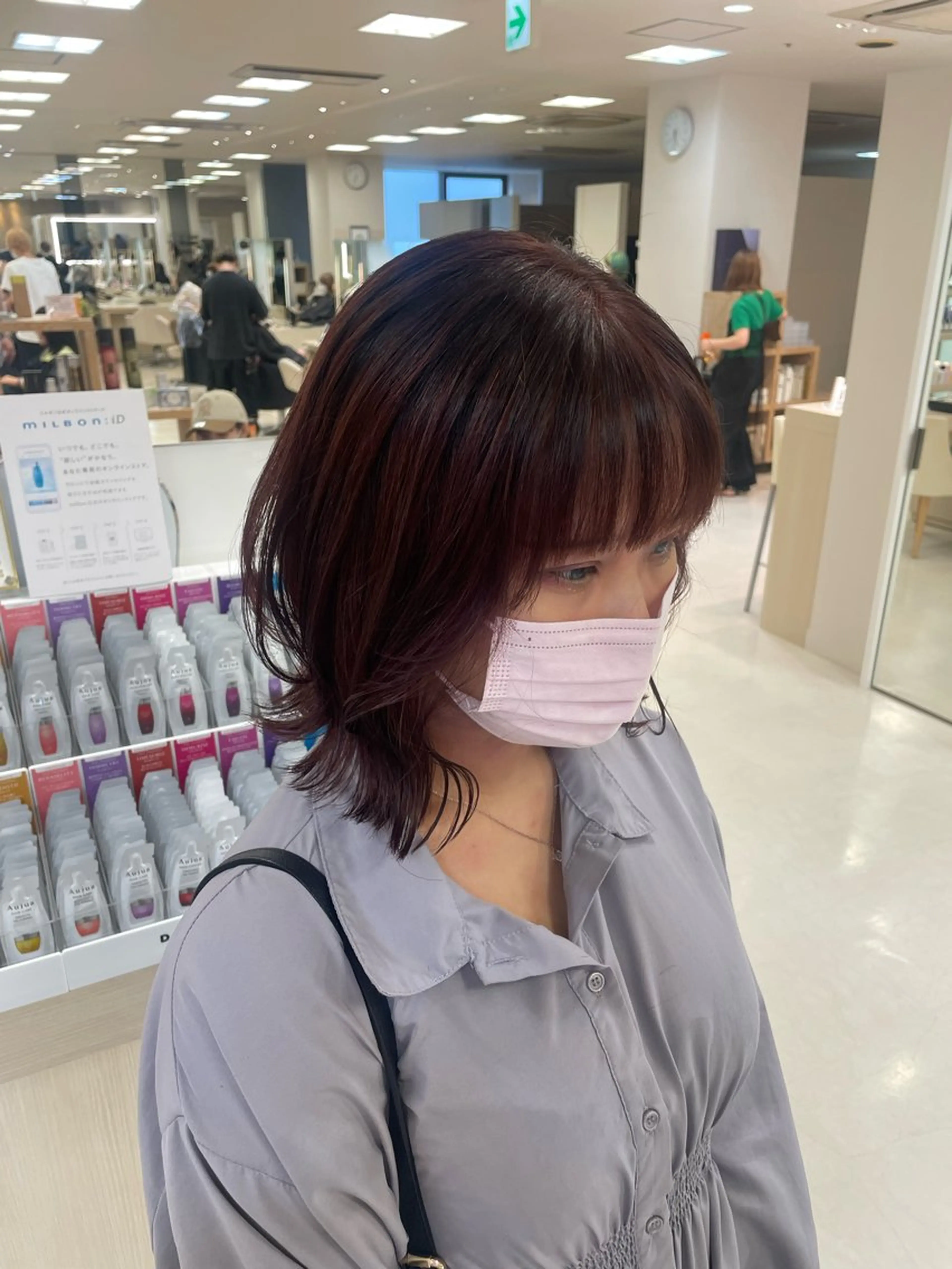 ミディアム カラー カット ヘアカラー トリートメント ヘッドスパ ヘアセット 暖色レイヤー 🥀REIRIのヘアスタイル