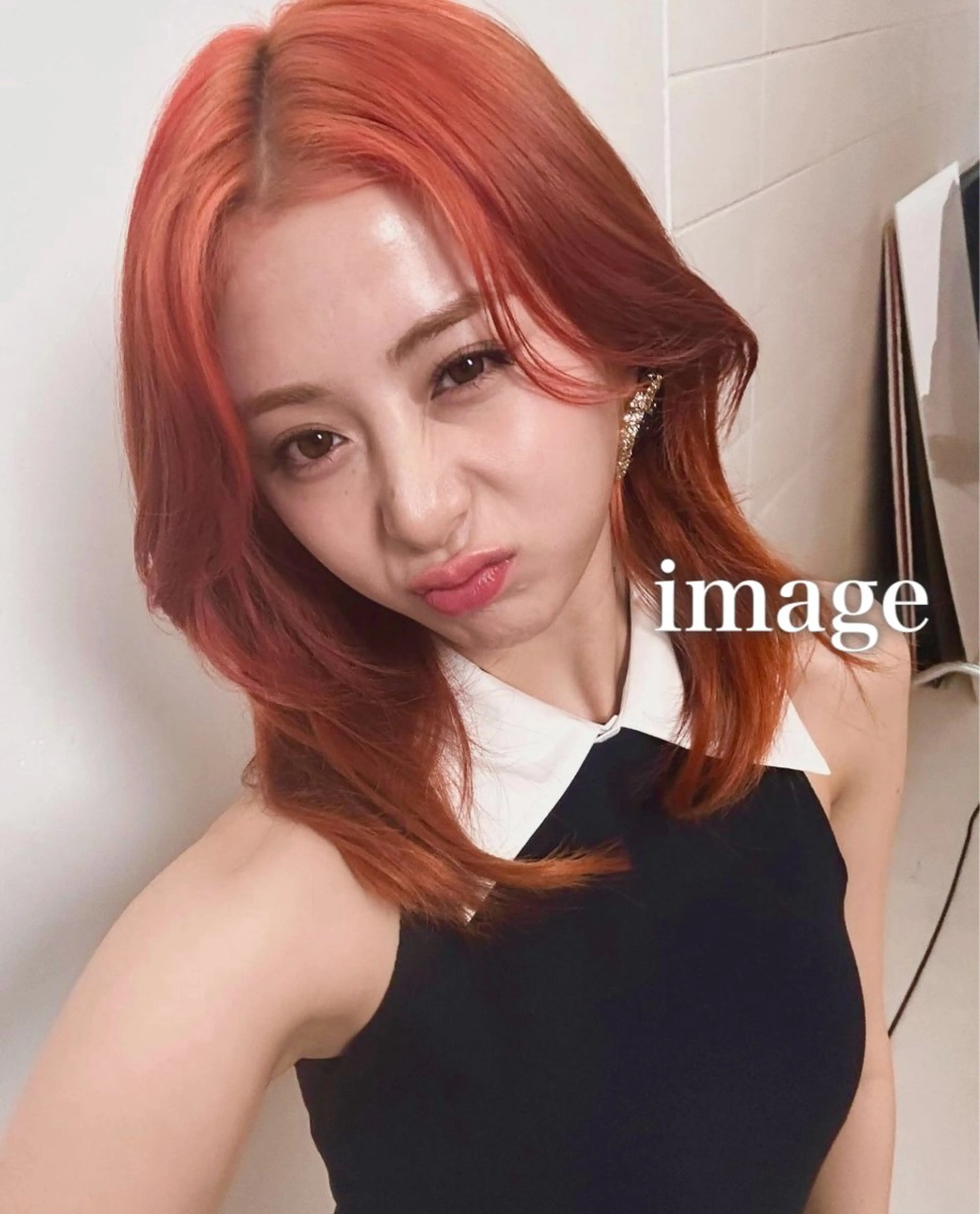 ミディアム 顔まわりレイヤー 顔周りカット レイヤーカット REDEAL SHIBUYA所属・maya/レイヤー カット/ミインパーマのヘアスタイル