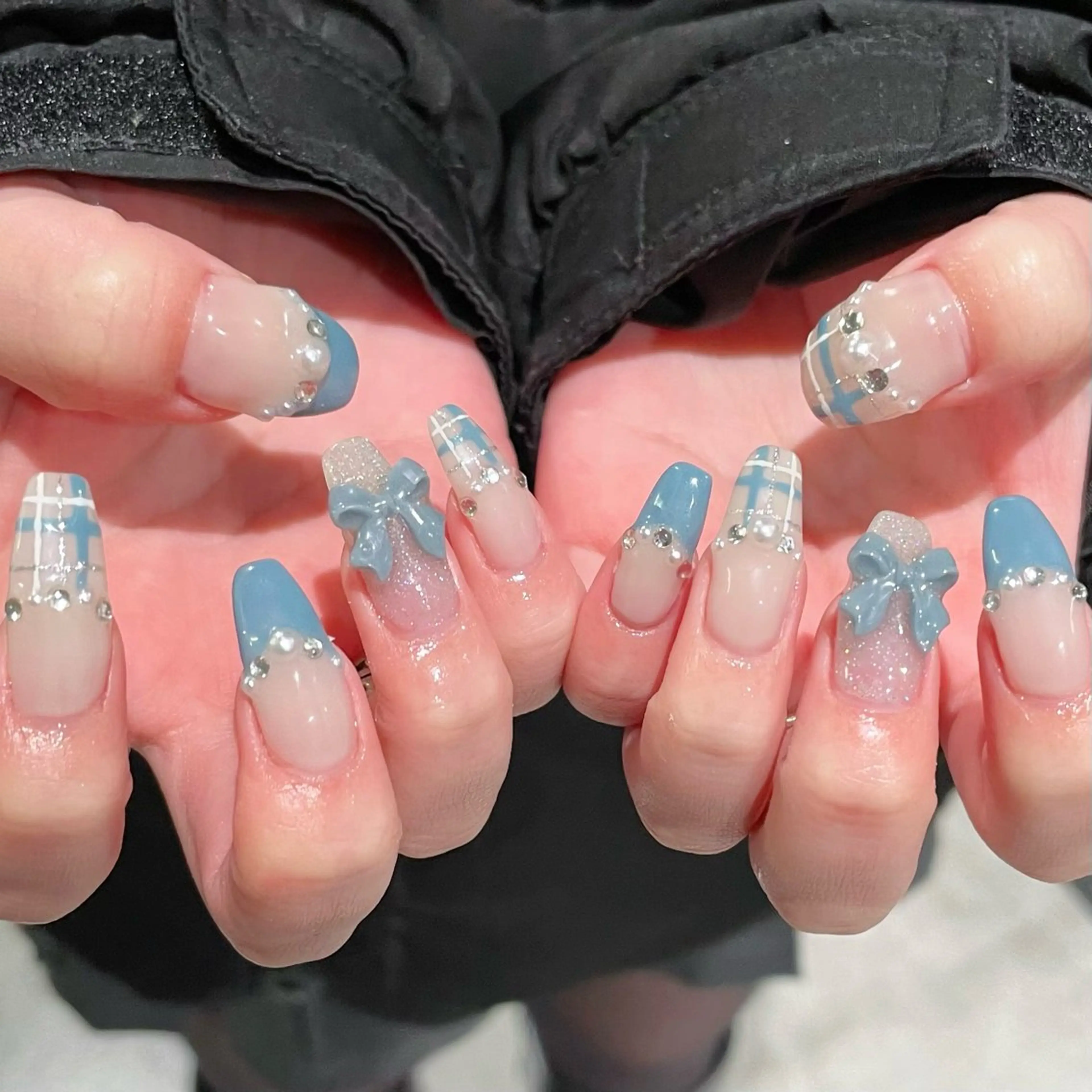 ネイル 🎀藤沢ガーリーネイ ル/長さ出し🎀のネイルデザイン