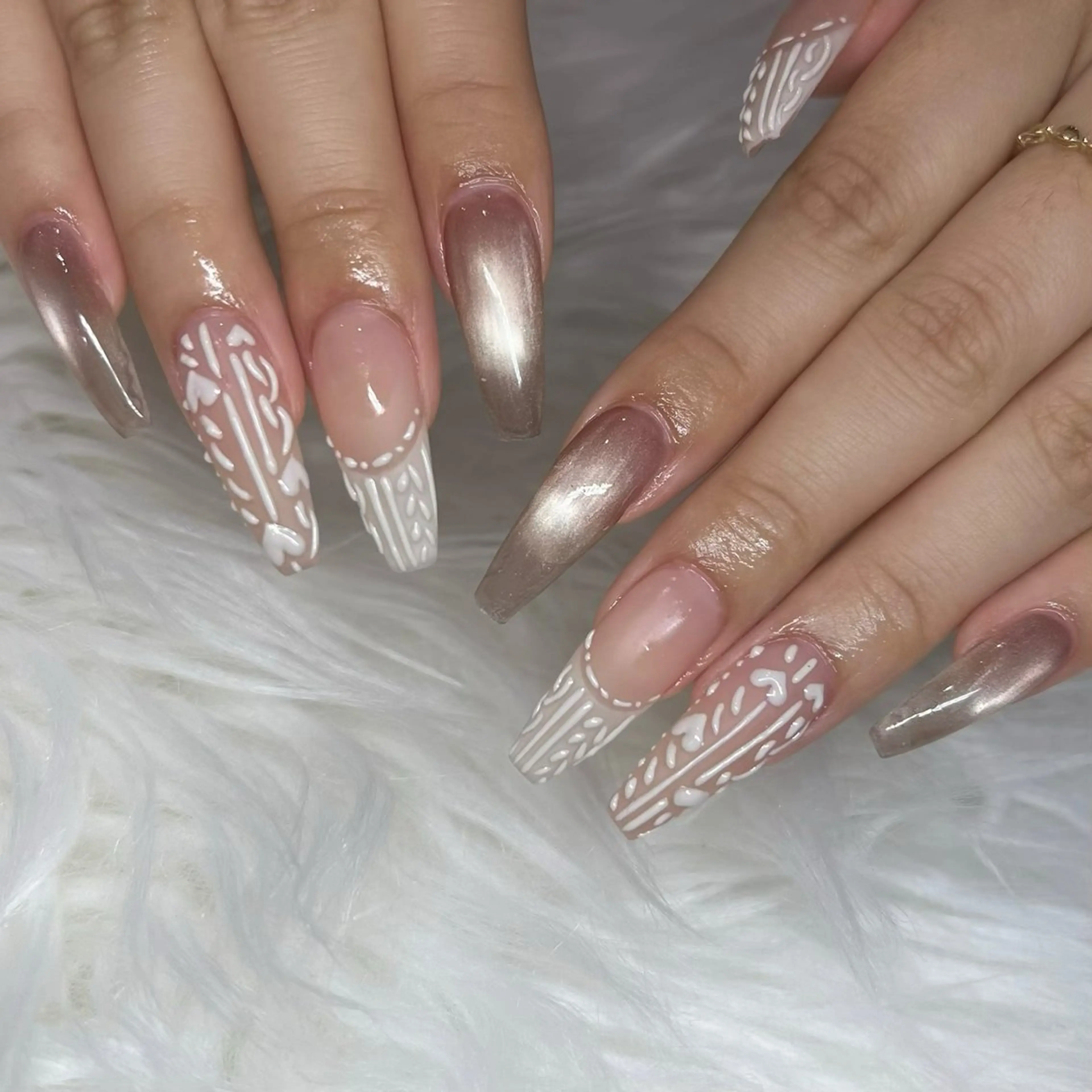 ネイル アートネイル 透明感ネイル ｜mahiru.のネイルデザイン