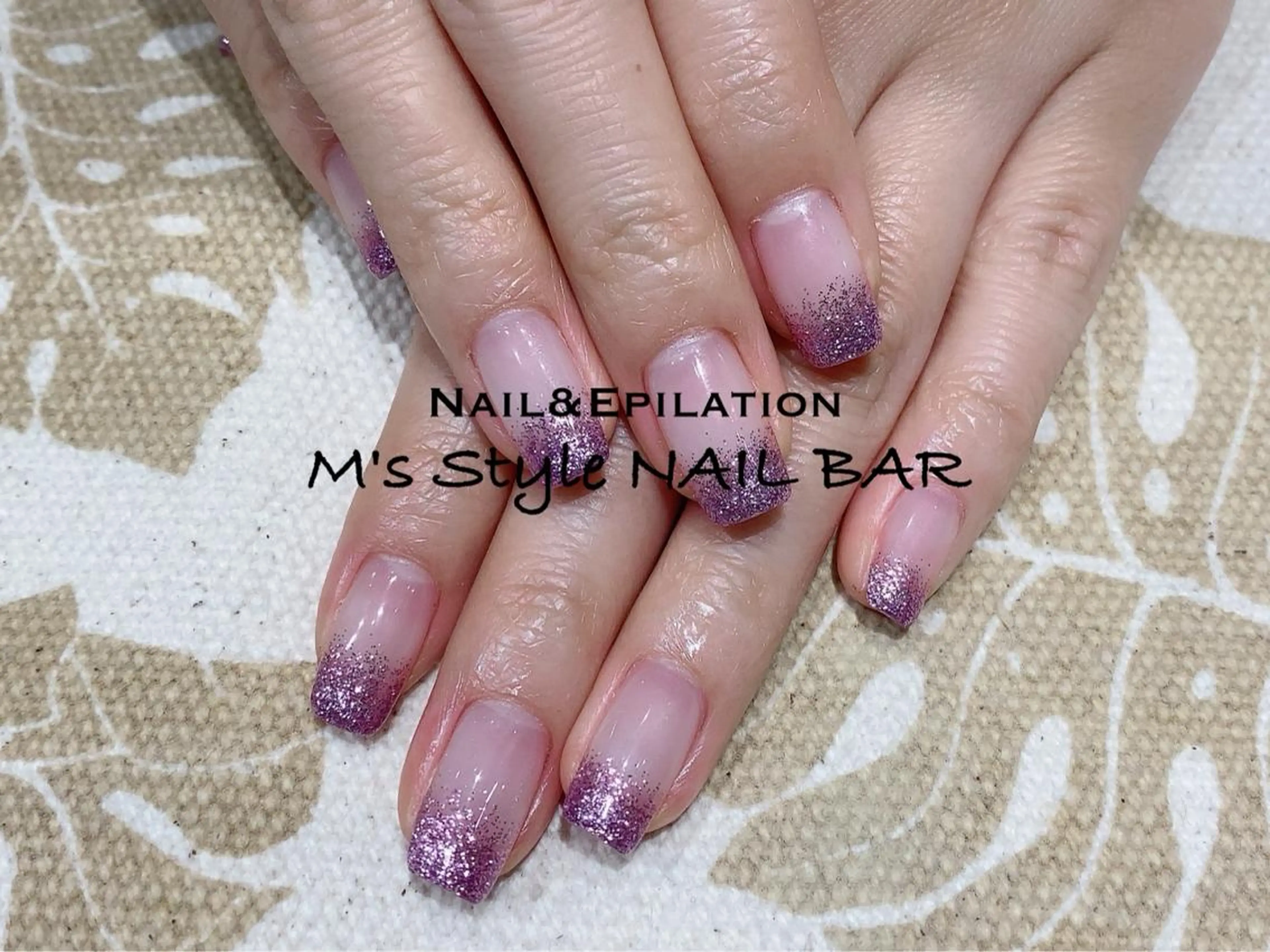 ネイル グラデーション ラメ(グリッター) ラメグラデーション ハンドネイル M's Style NAIL BARのエステ・リラクイメージ