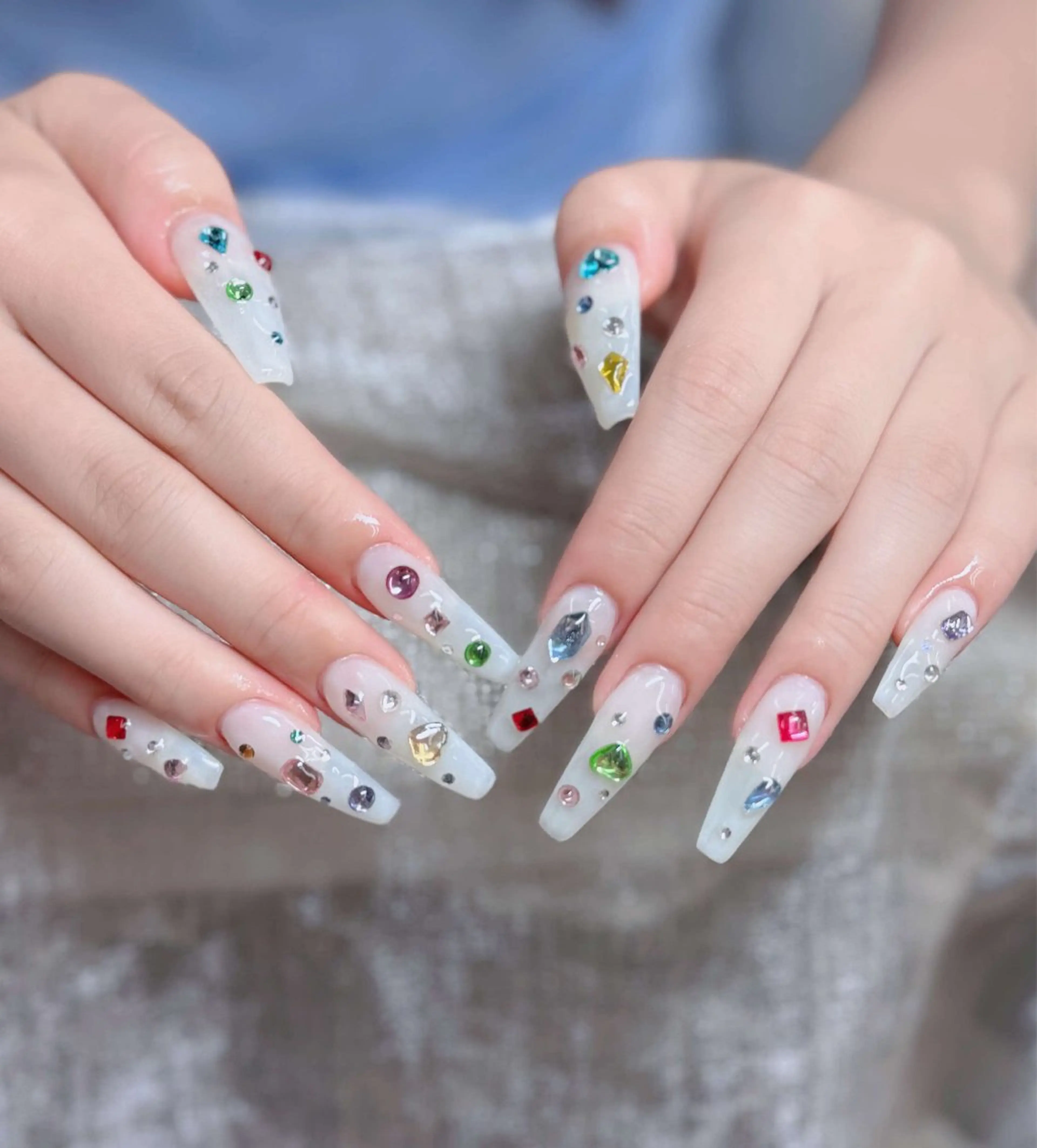 ネイル フレンチネイル ジェルネイル ハロウィン キラキラネイル 韓国ネイル H.baby Nail Salonのネイルデザイン