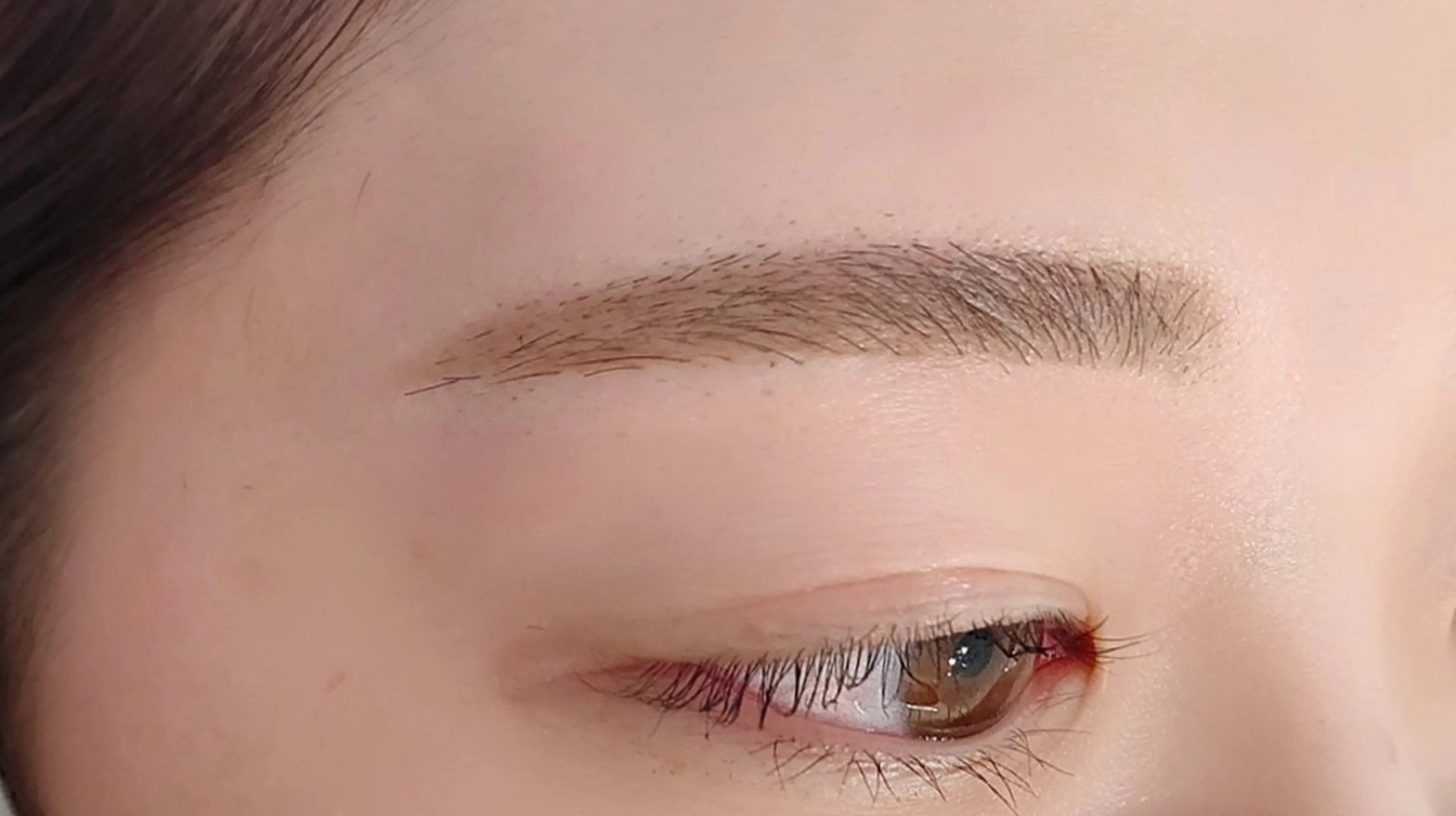 アイブロウデザインWAX脱毛(メンズも◎)の写真