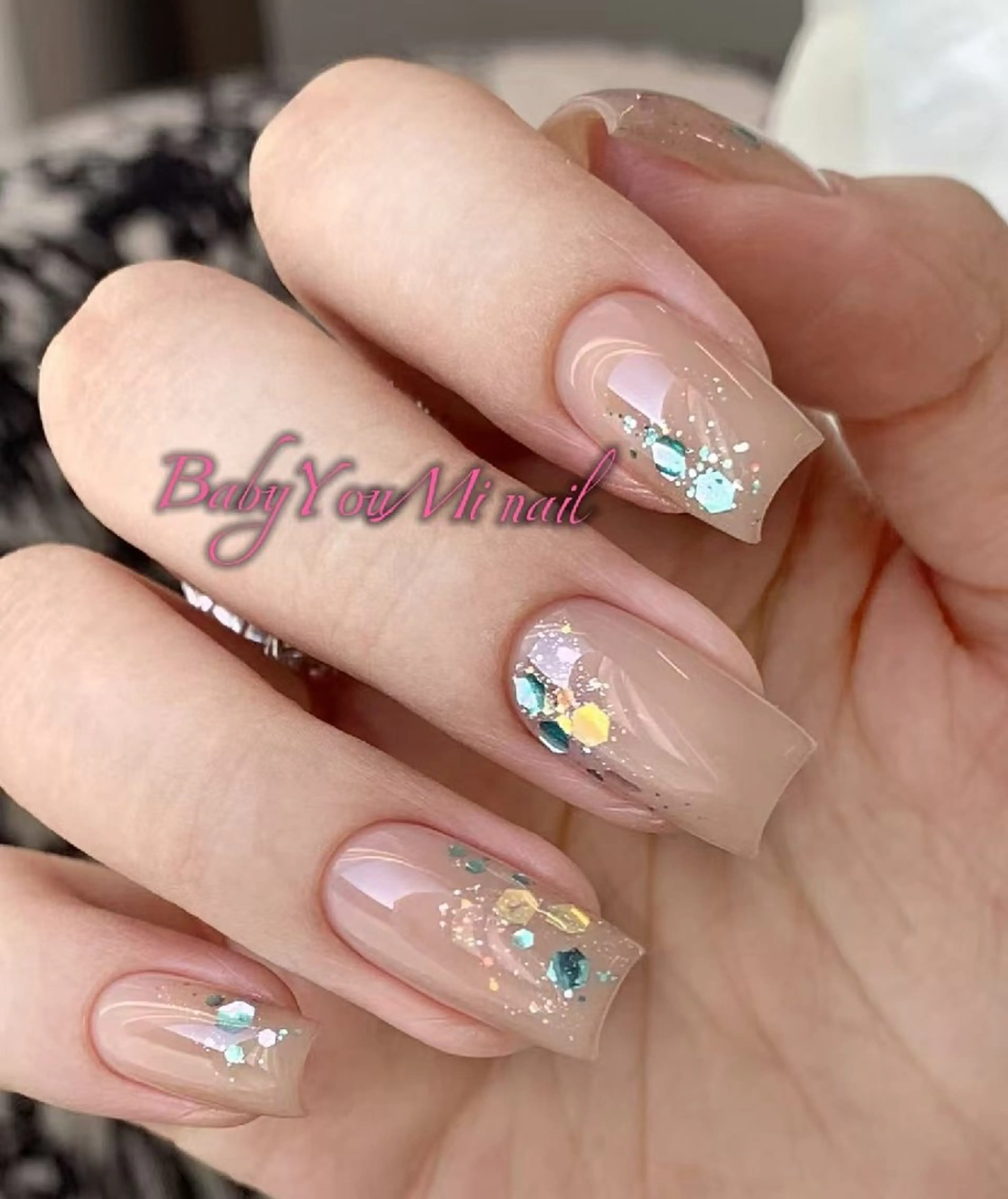 ネイル オーロラネイル フラワーネイル フットネイル フレンチネイル ジェルネイル ハンドネイル Oomiya 服部のネイルデザイン