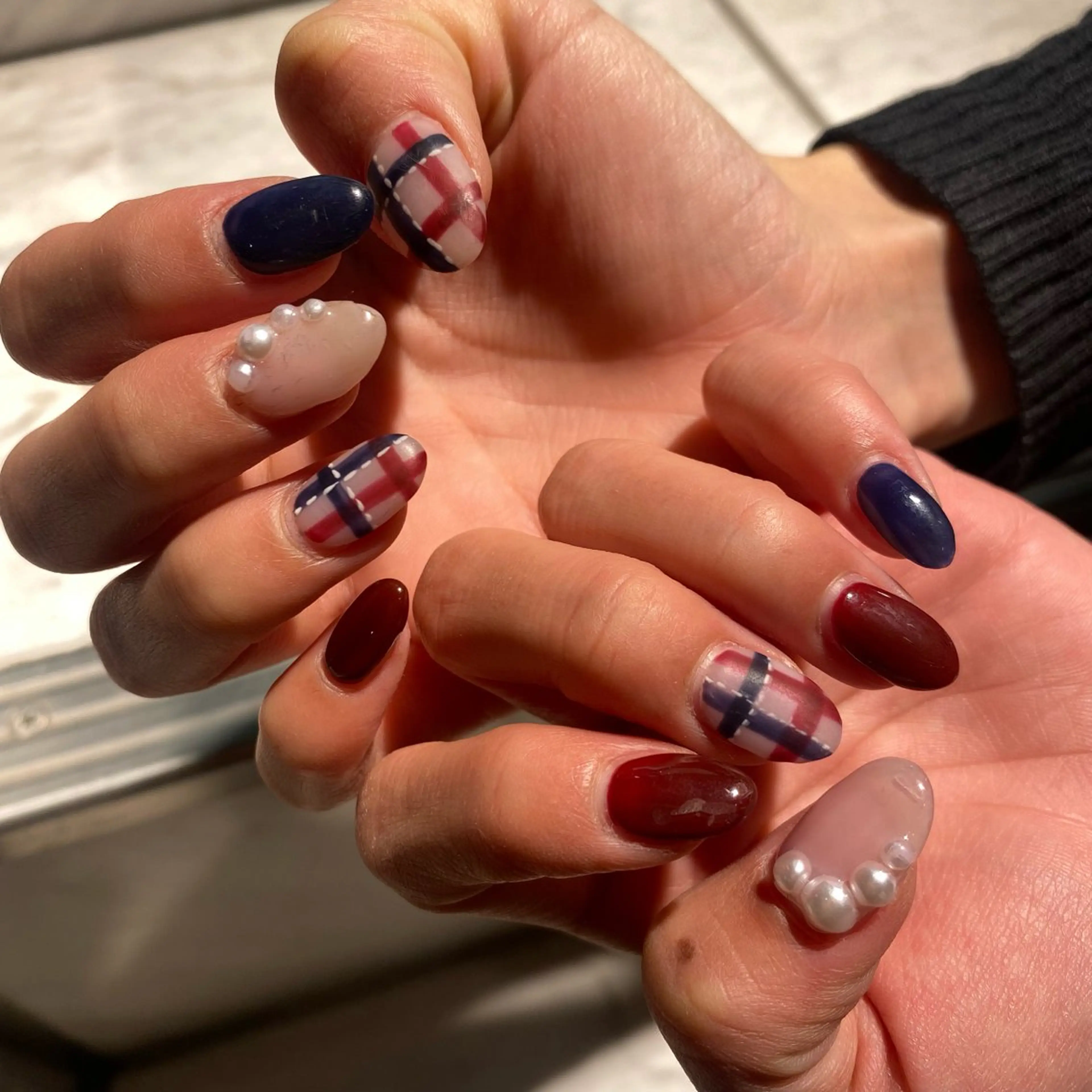 ネイル フットネイル フレンチネイル ジェルネイル グラデーション マグネットネイル ハンドネイル ヘアー.ネイル二刀流 misa🫧のヘアスタイル