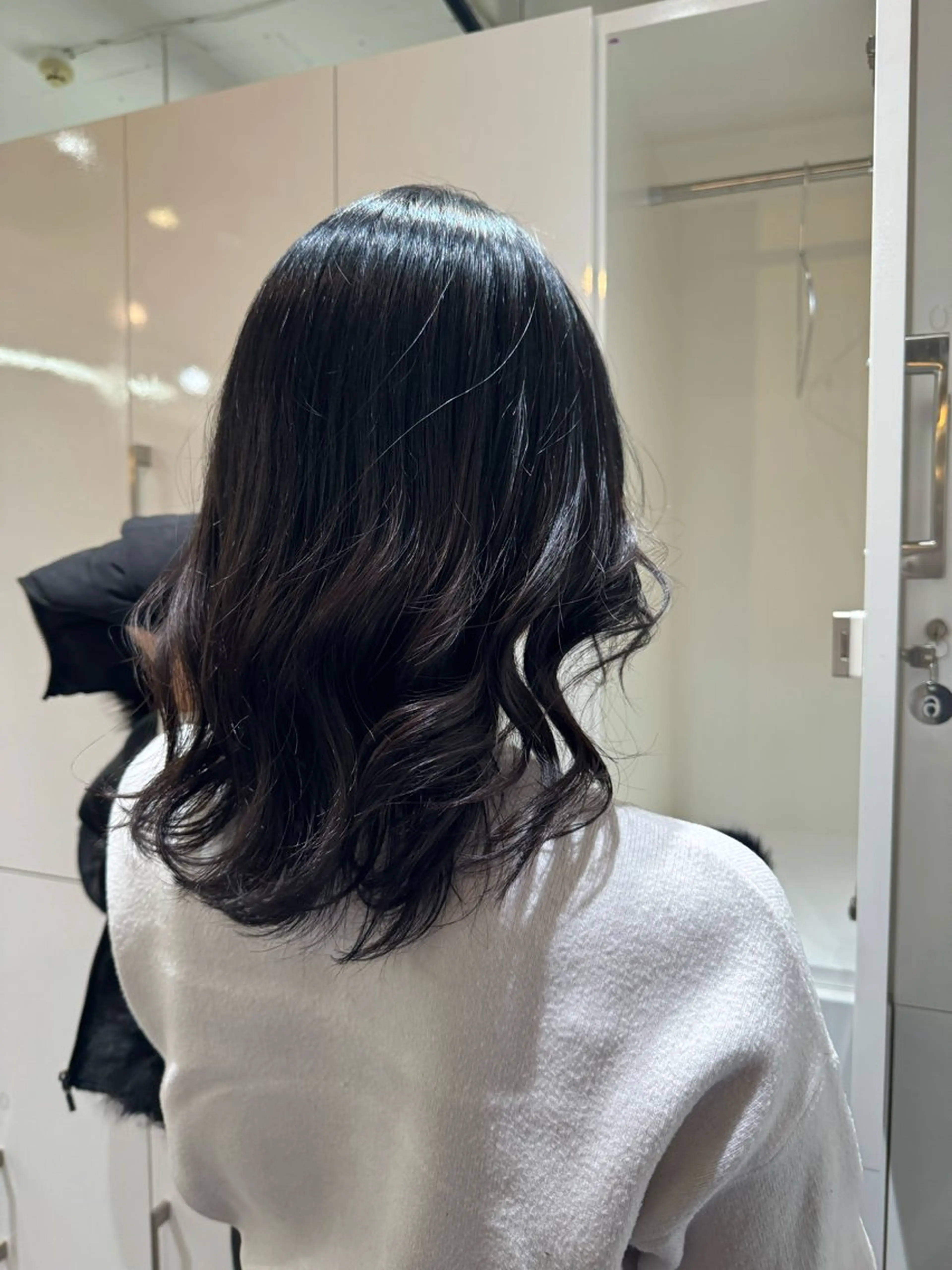 ミディアム カット ヘアカラー トリートメント 赤み無し柔らかカラー 【梅田】madokaのヘアスタイル