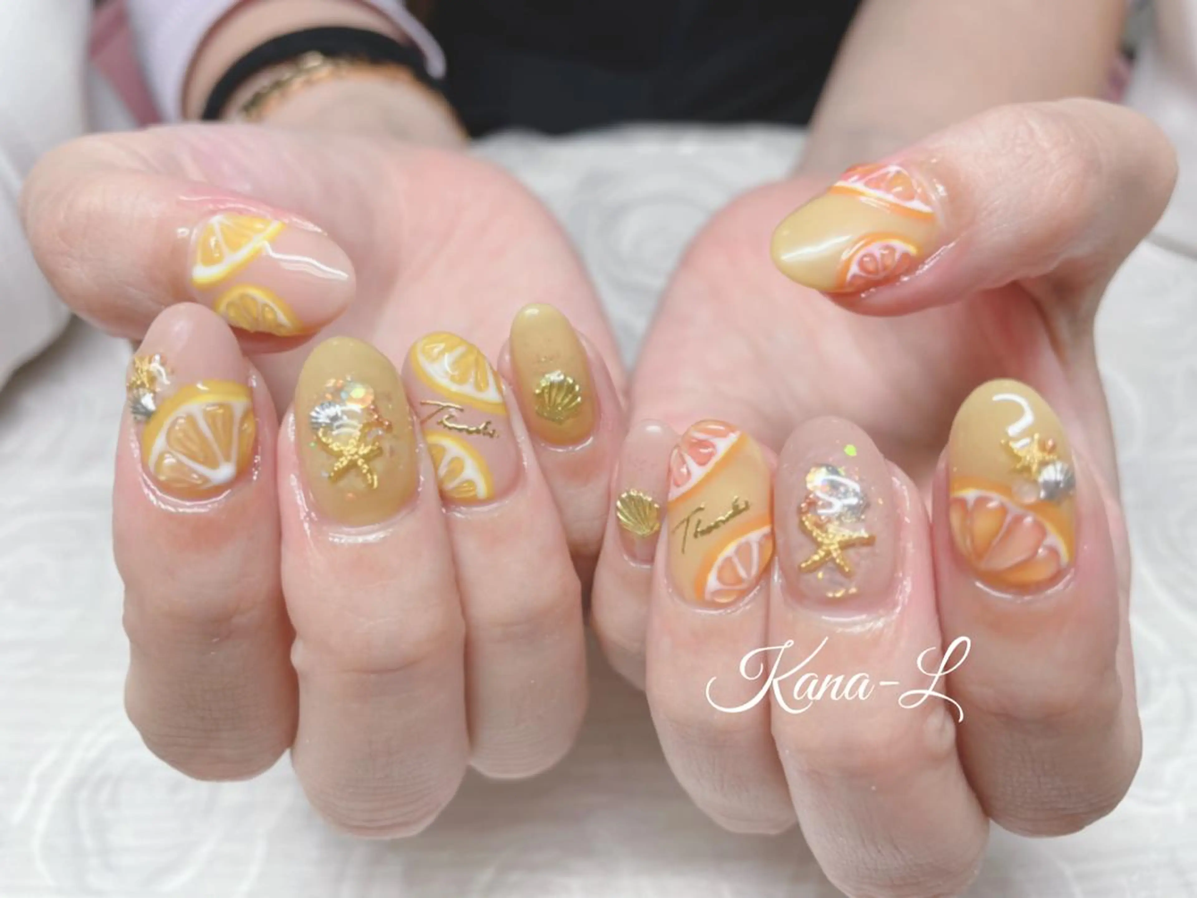 カラー ネイル ピンクカラー ピンク ぷっくりネイル 夏ネイル 芦辺 香奈のネイルデザイン