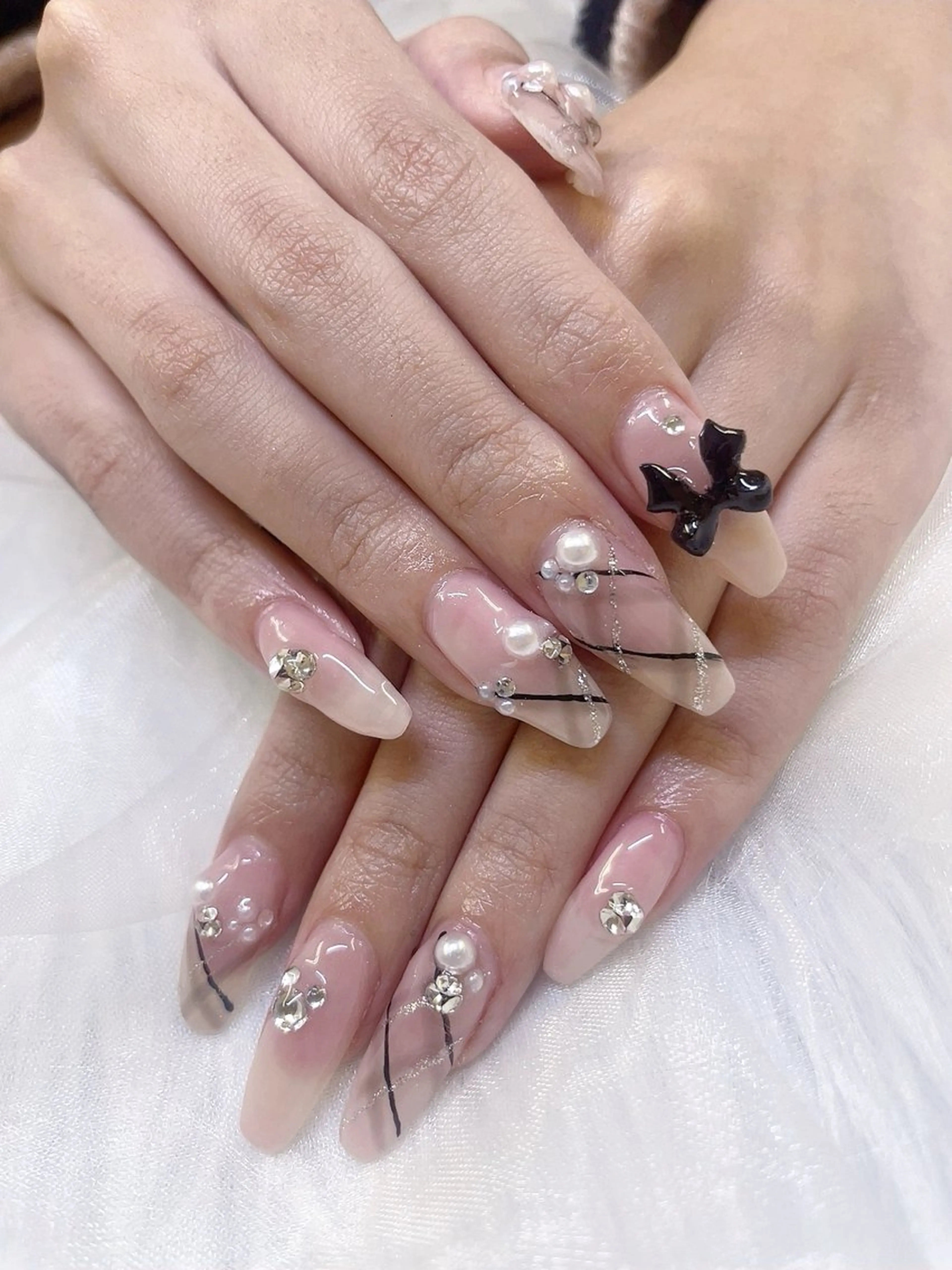 ネイル ハンドネイル queen nailのネイルデザイン