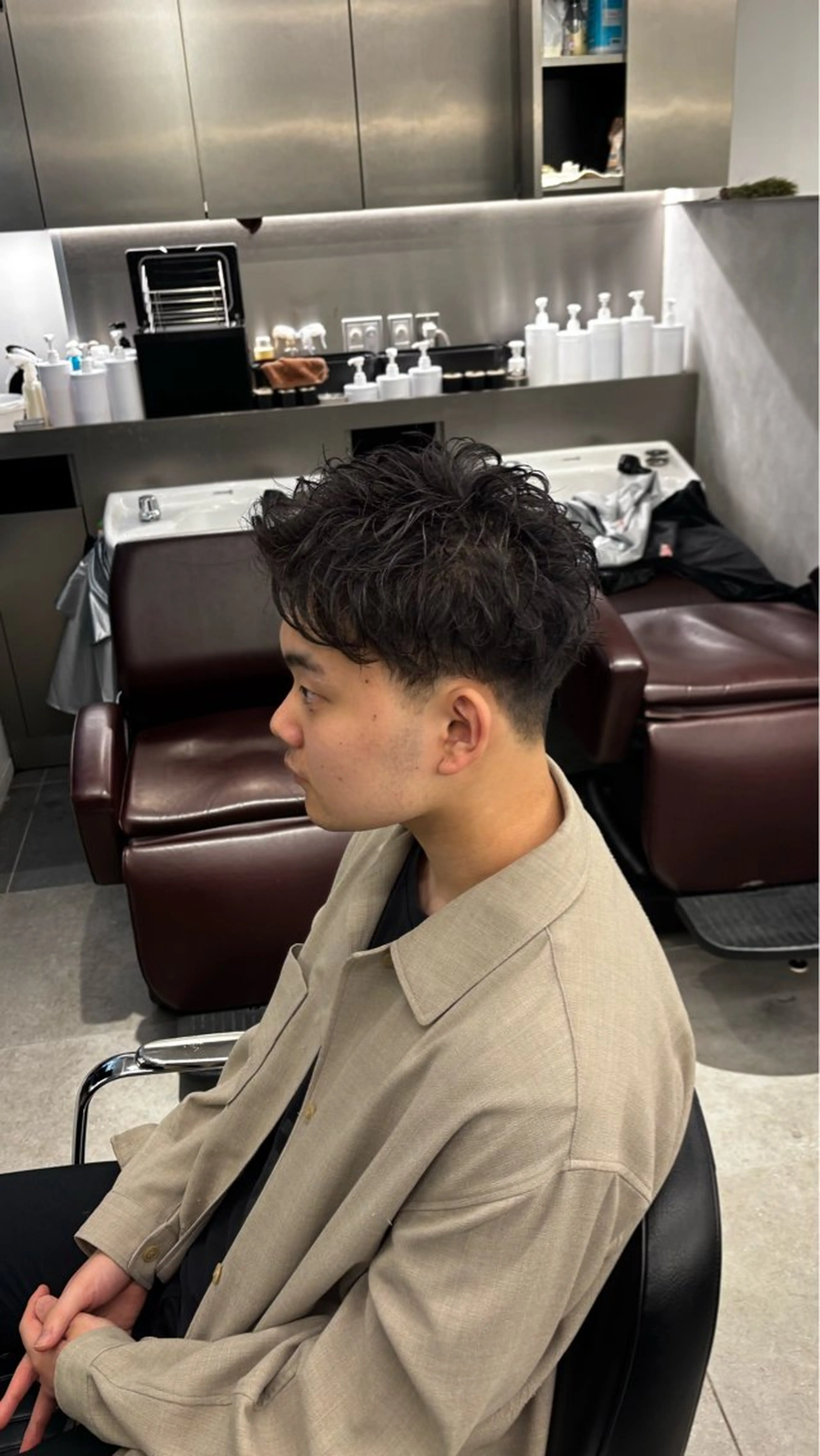 ショート カラー パーマ メンズ 佐々木 賢吾のヘアスタイル