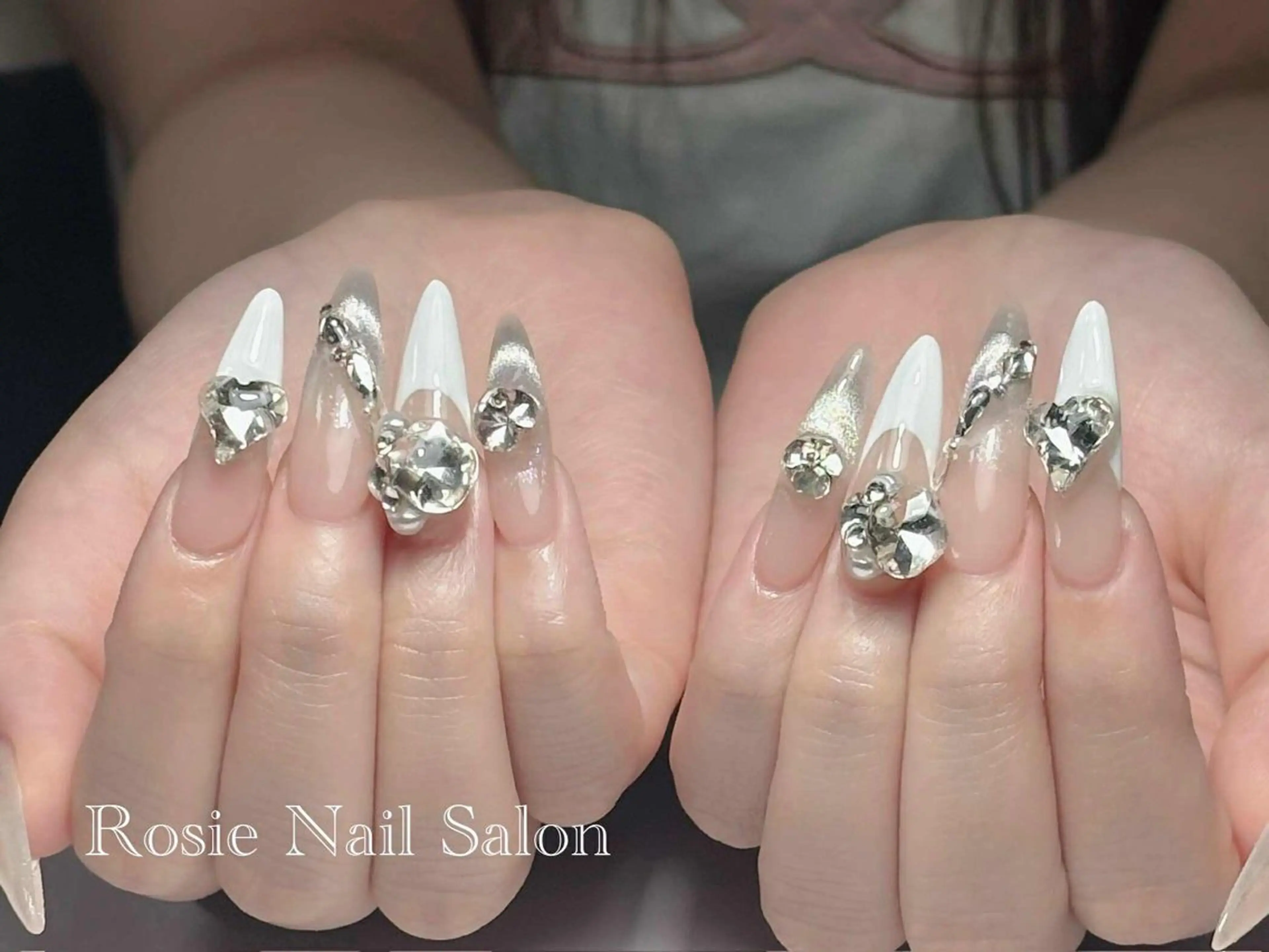 ロング ハンドネイル Rosie Nail サロン南越谷のネイルデザイン