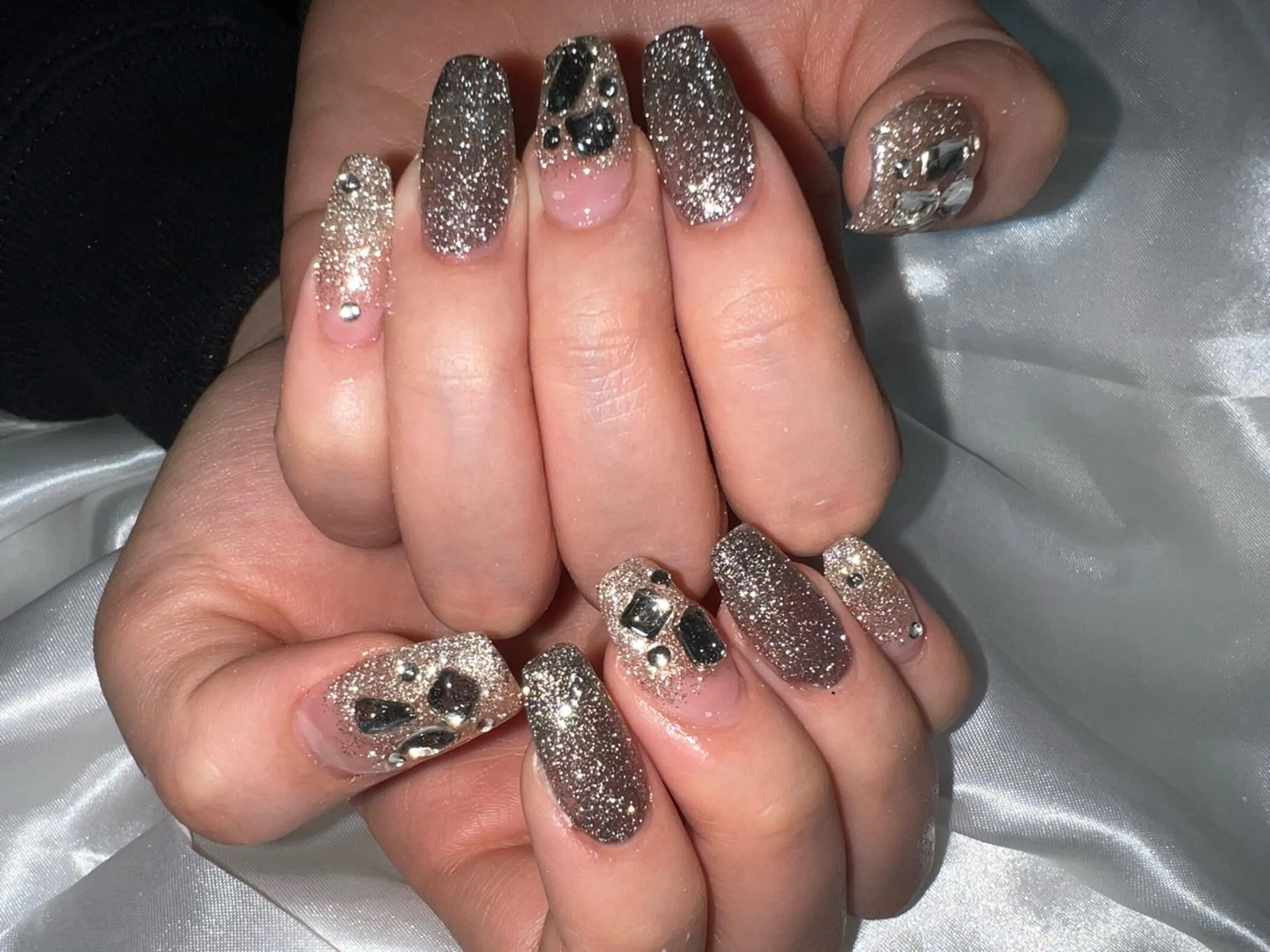 ネイル フラッシュネイル ハンドネイル Ruana Nailのネイルデザイン