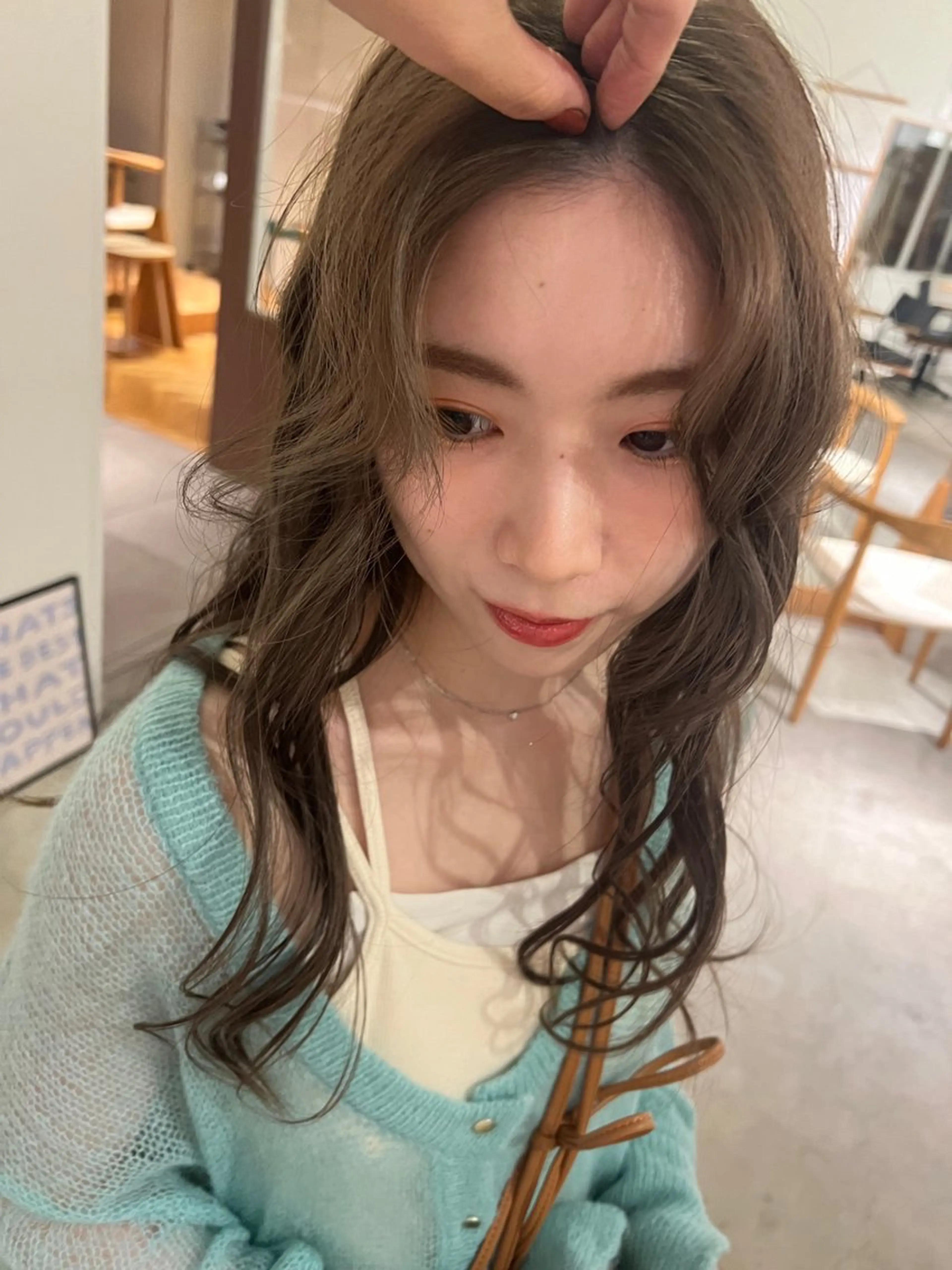 カラー 南部 綾音のヘアスタイル