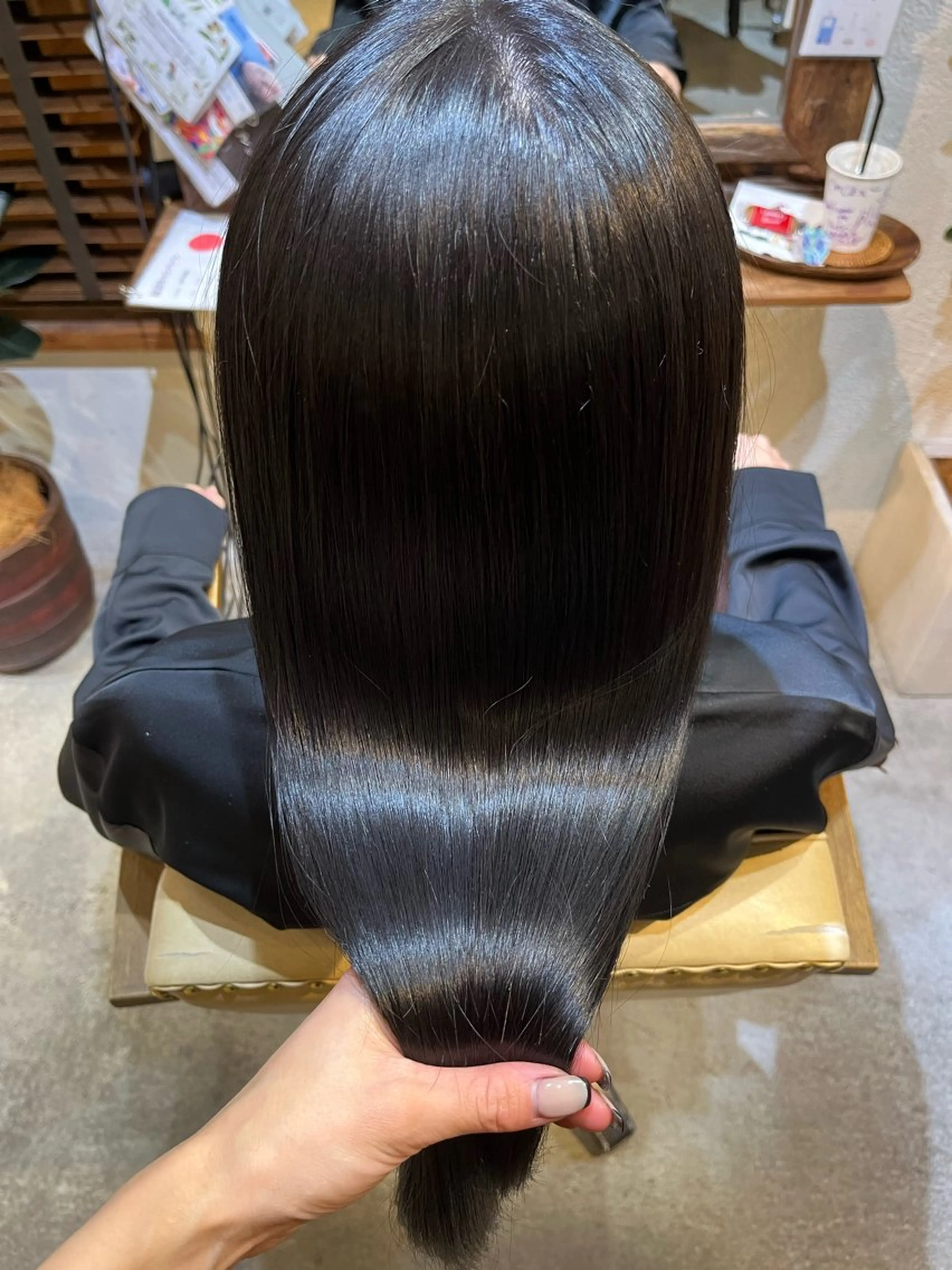 ロング putri店長 和田鈴采のヘアスタイル