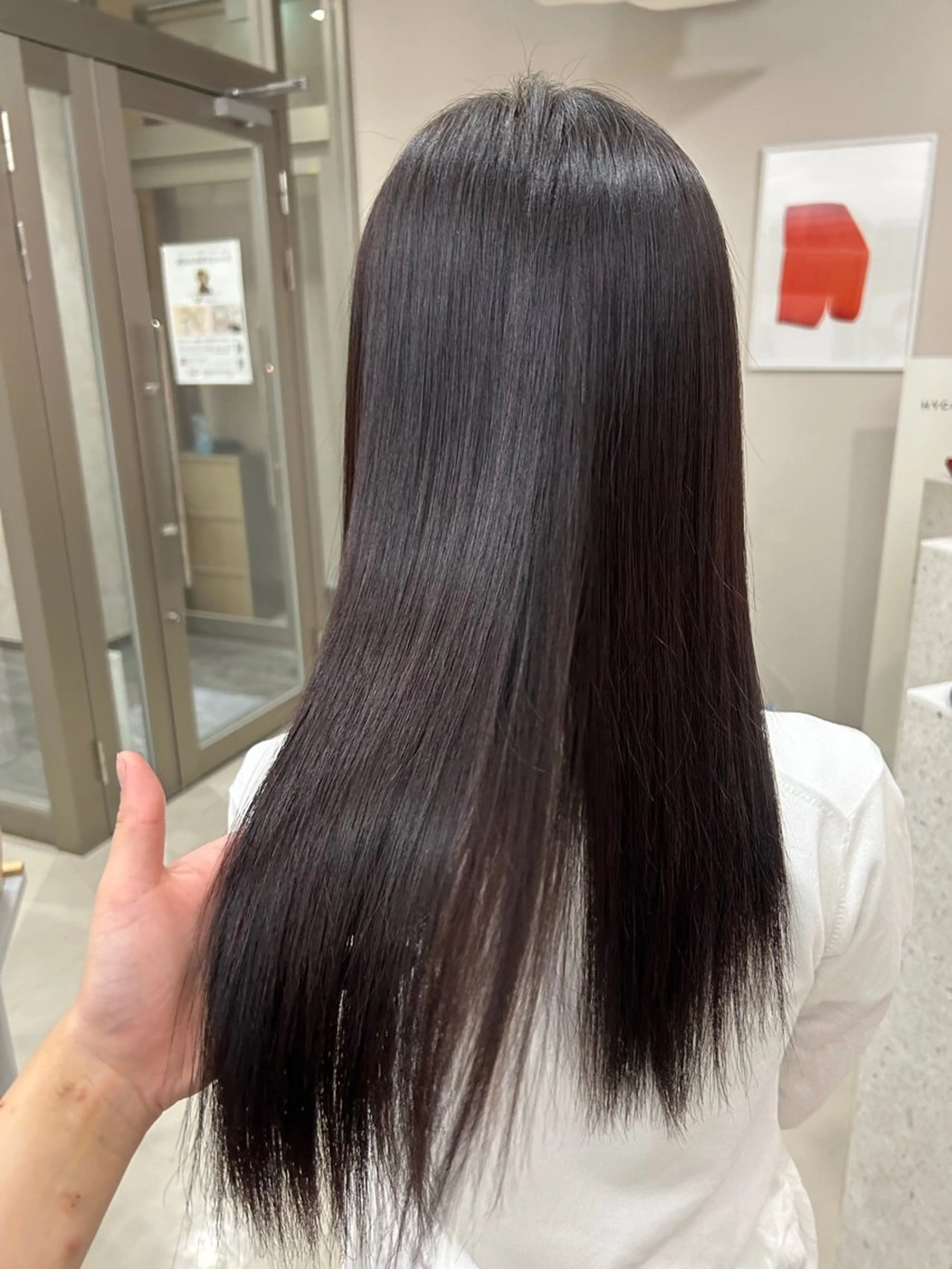 髪質改善ストレート15000円（ロング料金1100）の写真