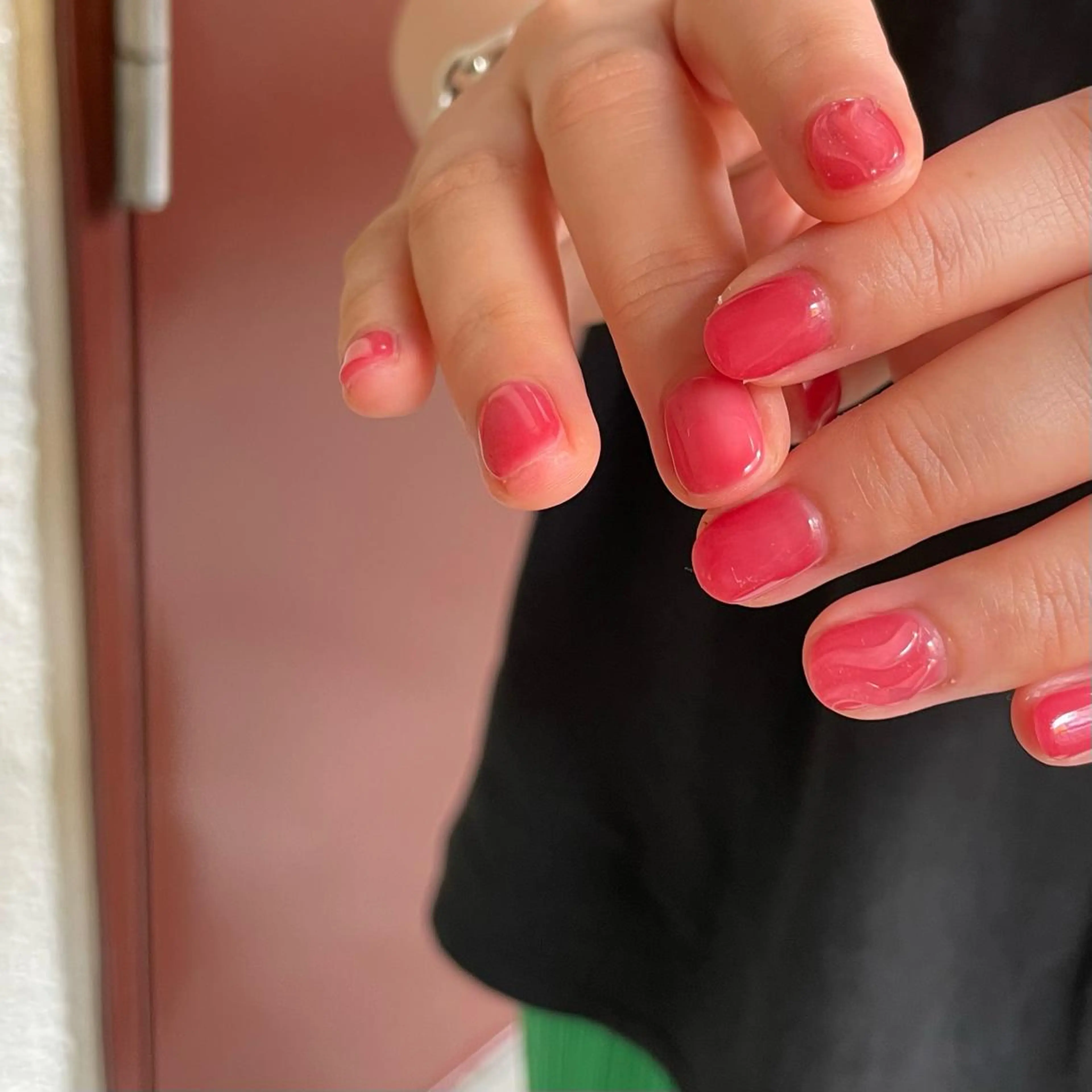 ネイル lowaly所属・NAKAMURA HARUKAのネイルデザイン