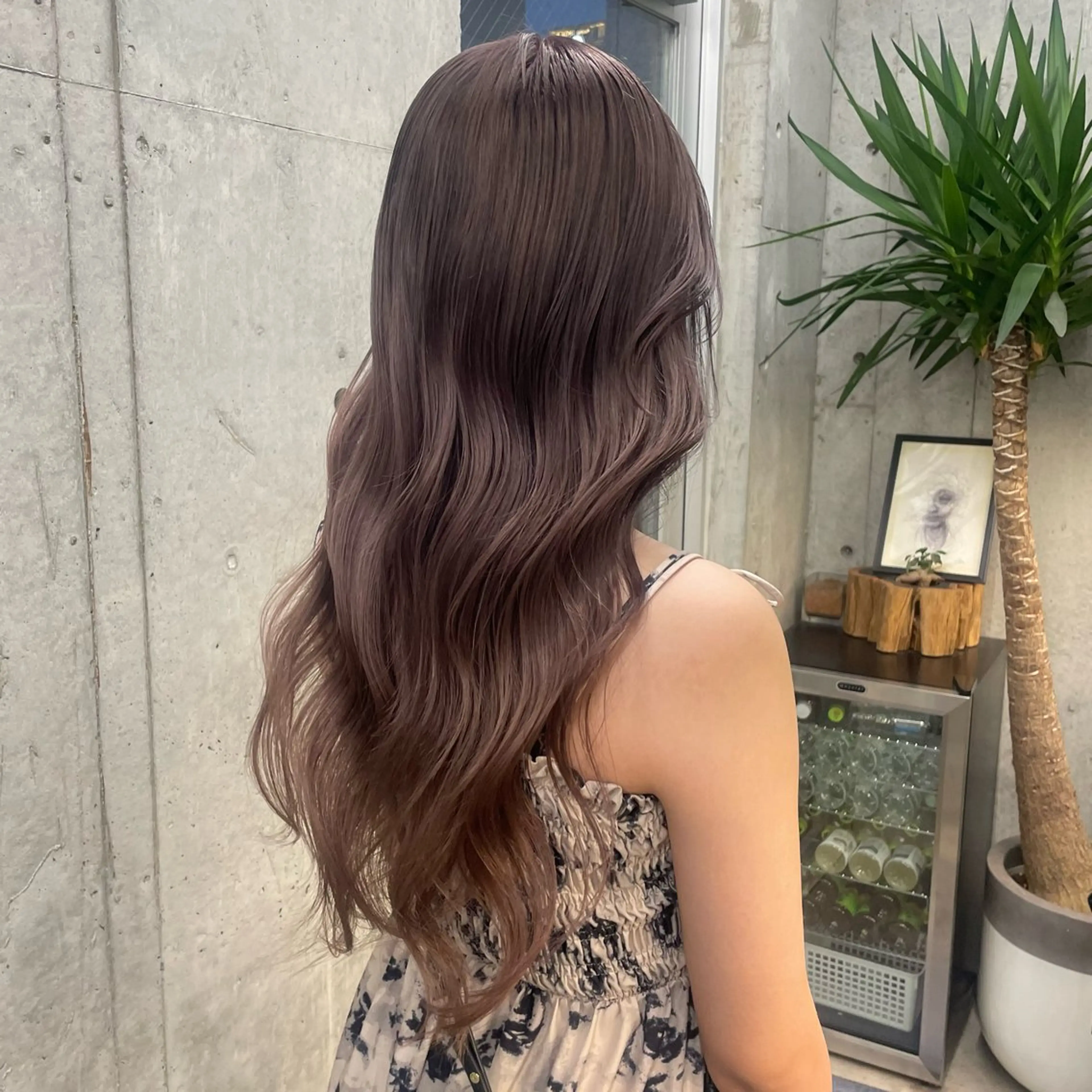 ロング カラー ブリーチ グレージュ ヘアカラー トリートメント トレンドカラー🥣／ ヘアアレンジ✩.*˚のヘアスタイル