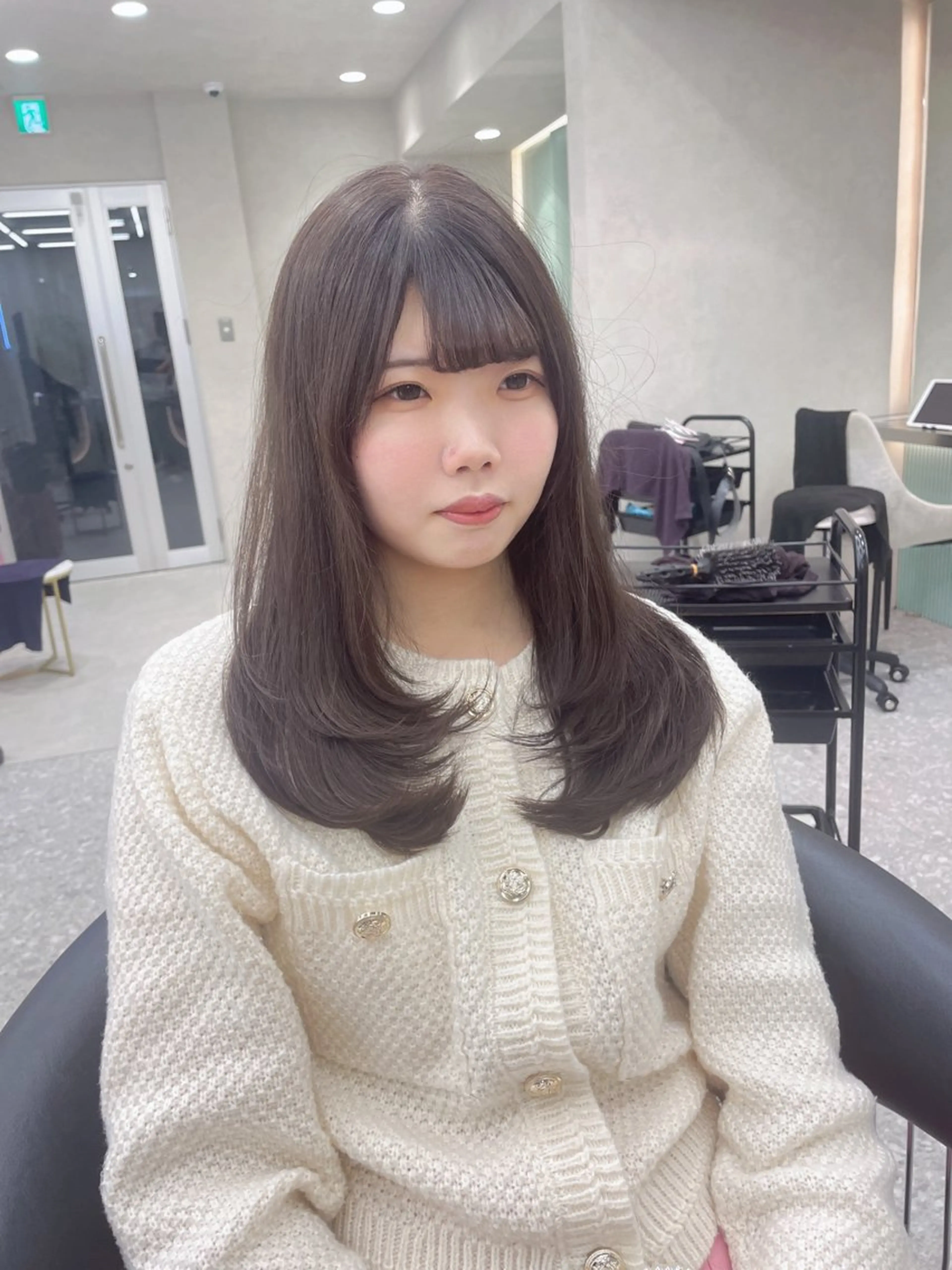 セミロング カラー 韓国ヘア/レイヤー Londエレンのヘアスタイル