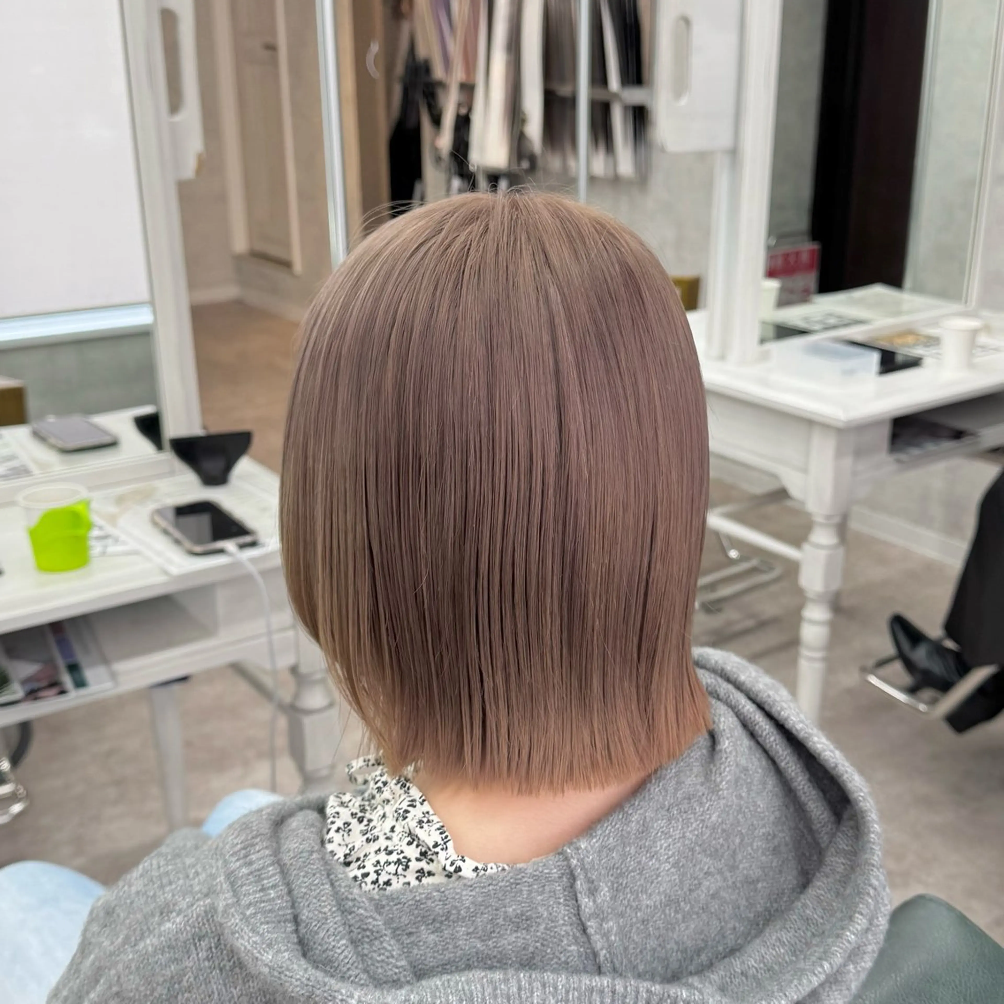 ミディアム カラー カット ヘアカラー JUNSHIN🦋 ヘアセット／カラーのヘアスタイル