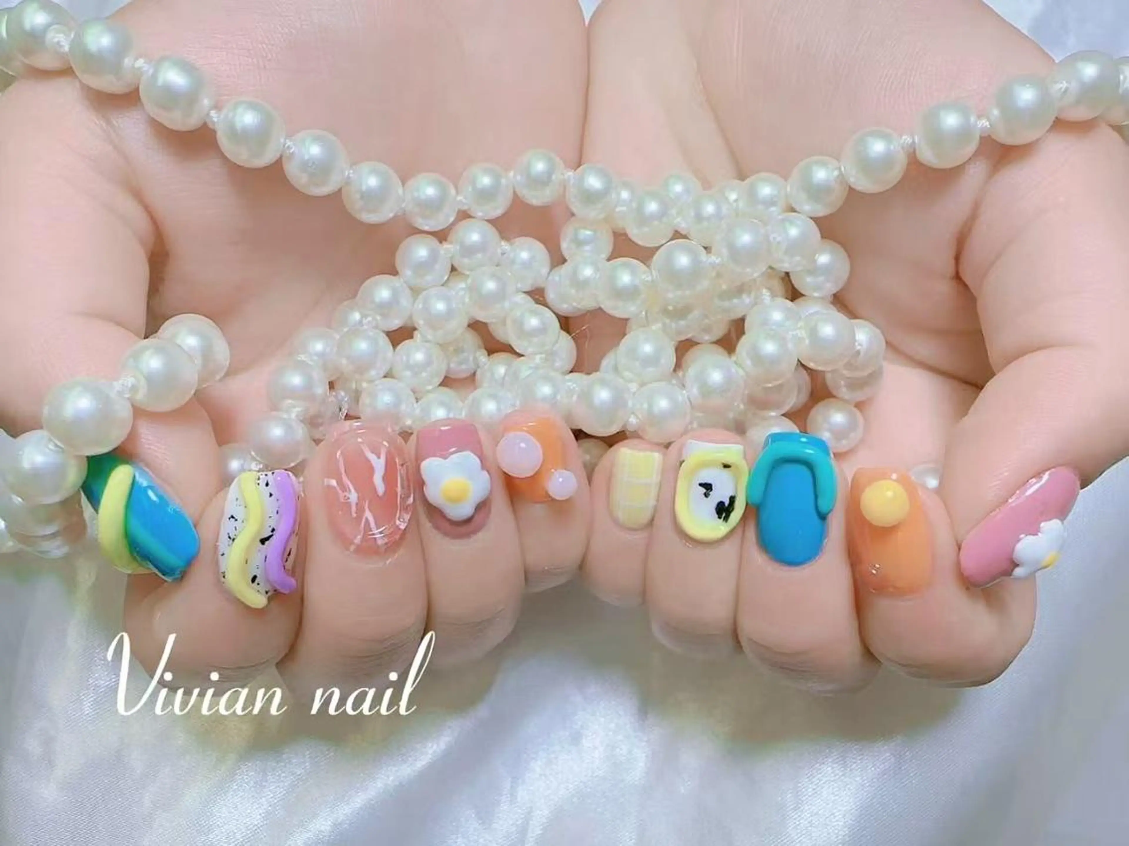 ネイル VIVIAN エイのネイルデザイン