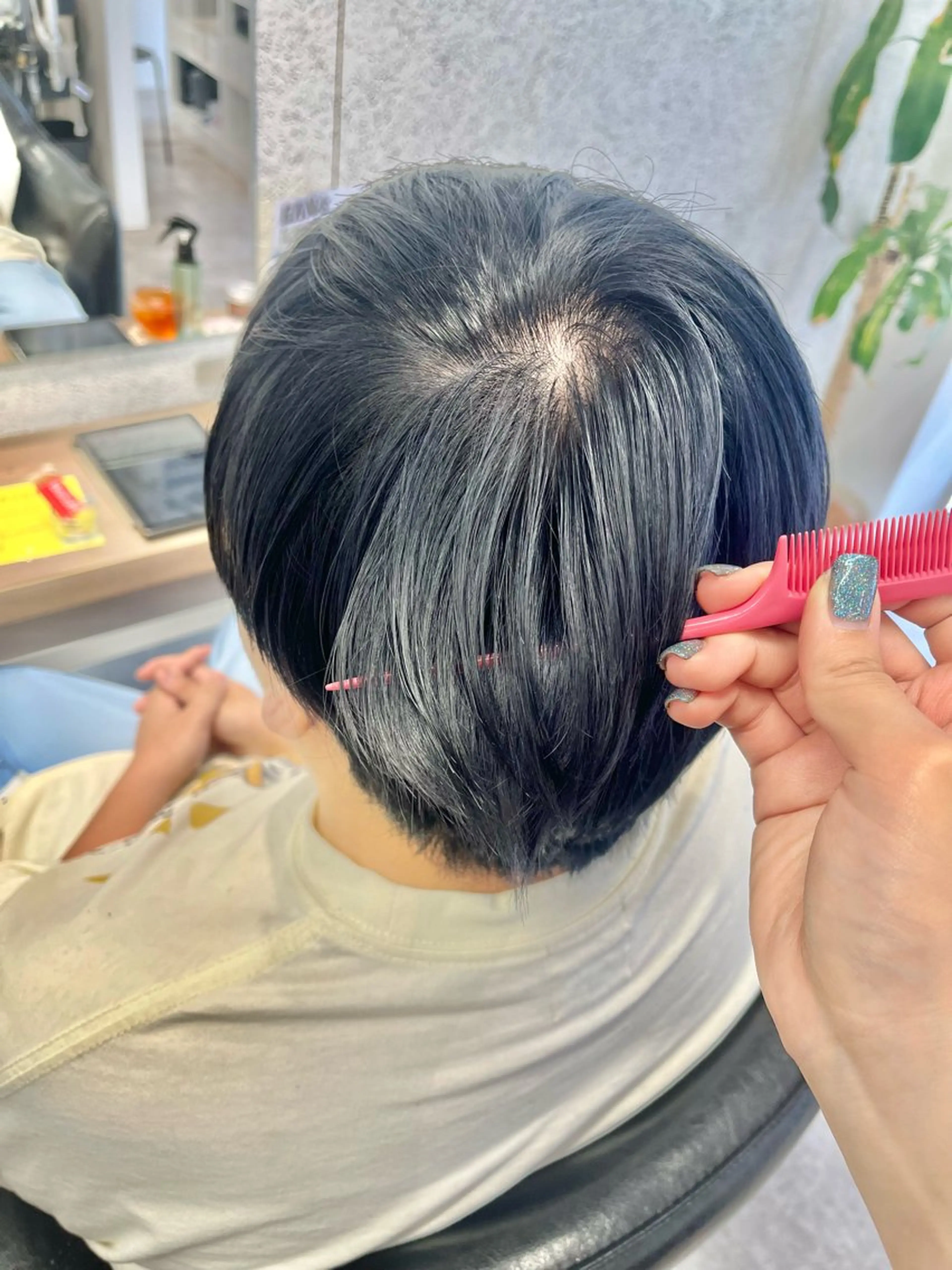 カラー メンズ アッシュ ブルーカラー ブルーアッシュ 🍓艶髪/艶カラー ハイトーン/しんたにのヘアスタイル