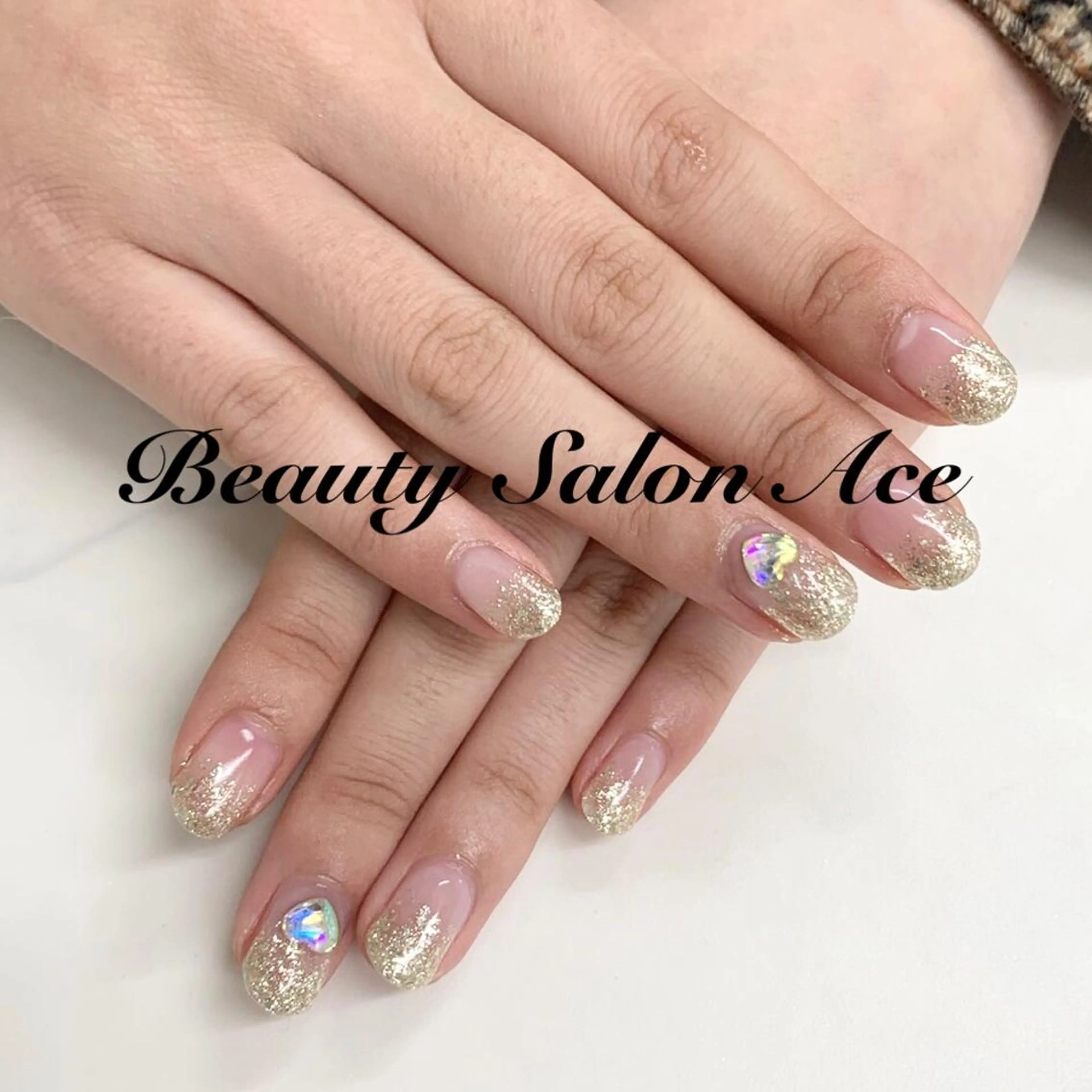 ネイル アートネイル 長さ出し ジェルネイル グラデーション ハート ハンドネイル ハンドケア Beauty Salon Ace（ネイルサロン　エース）所属・池袋フィルイン Ace♡長さだしのネイルデザイン