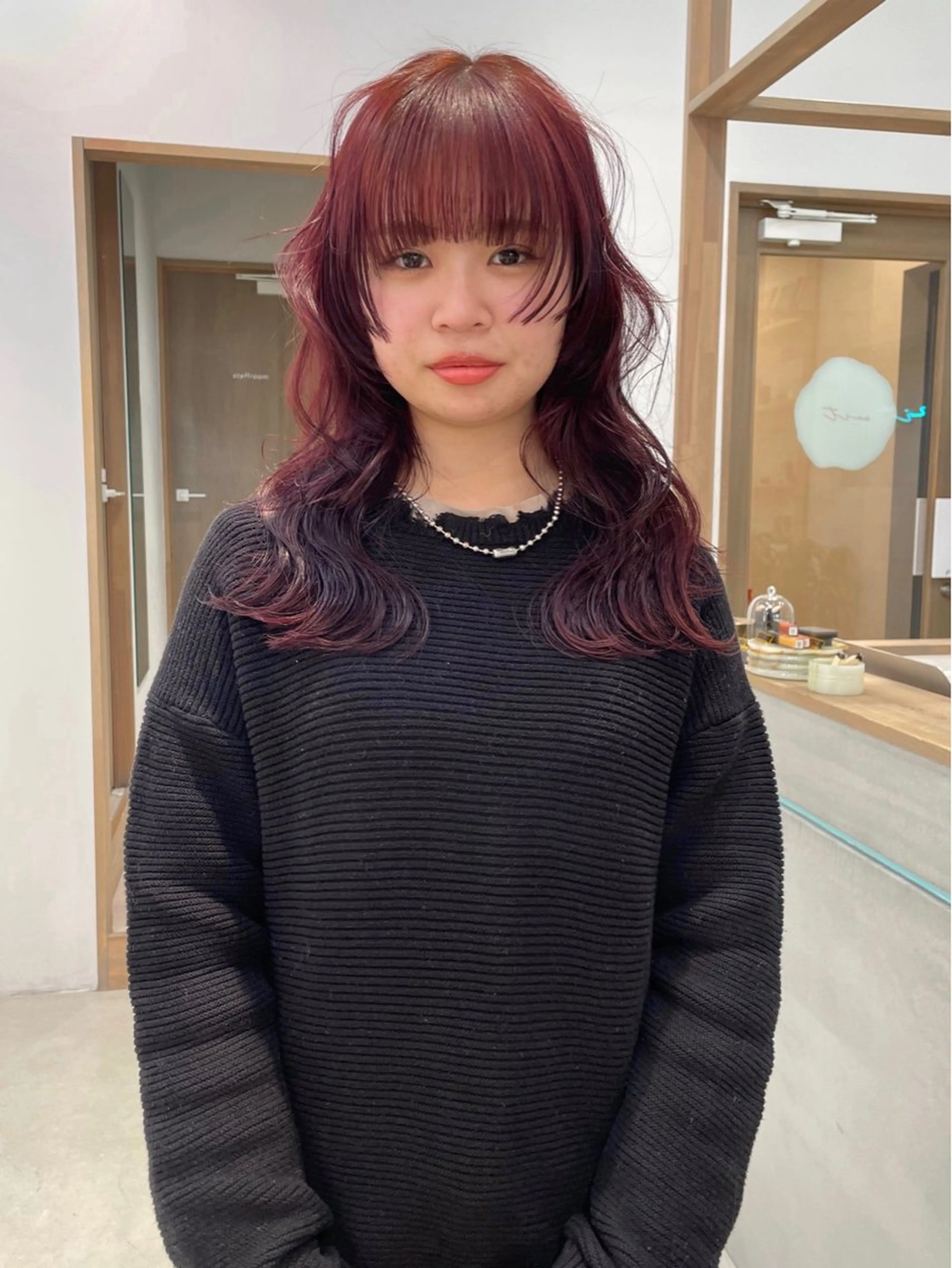 ロング カラー ブリーチ ボルドーカラー aco/名古屋.栄 ボブ/透明感カラーのヘアスタイル