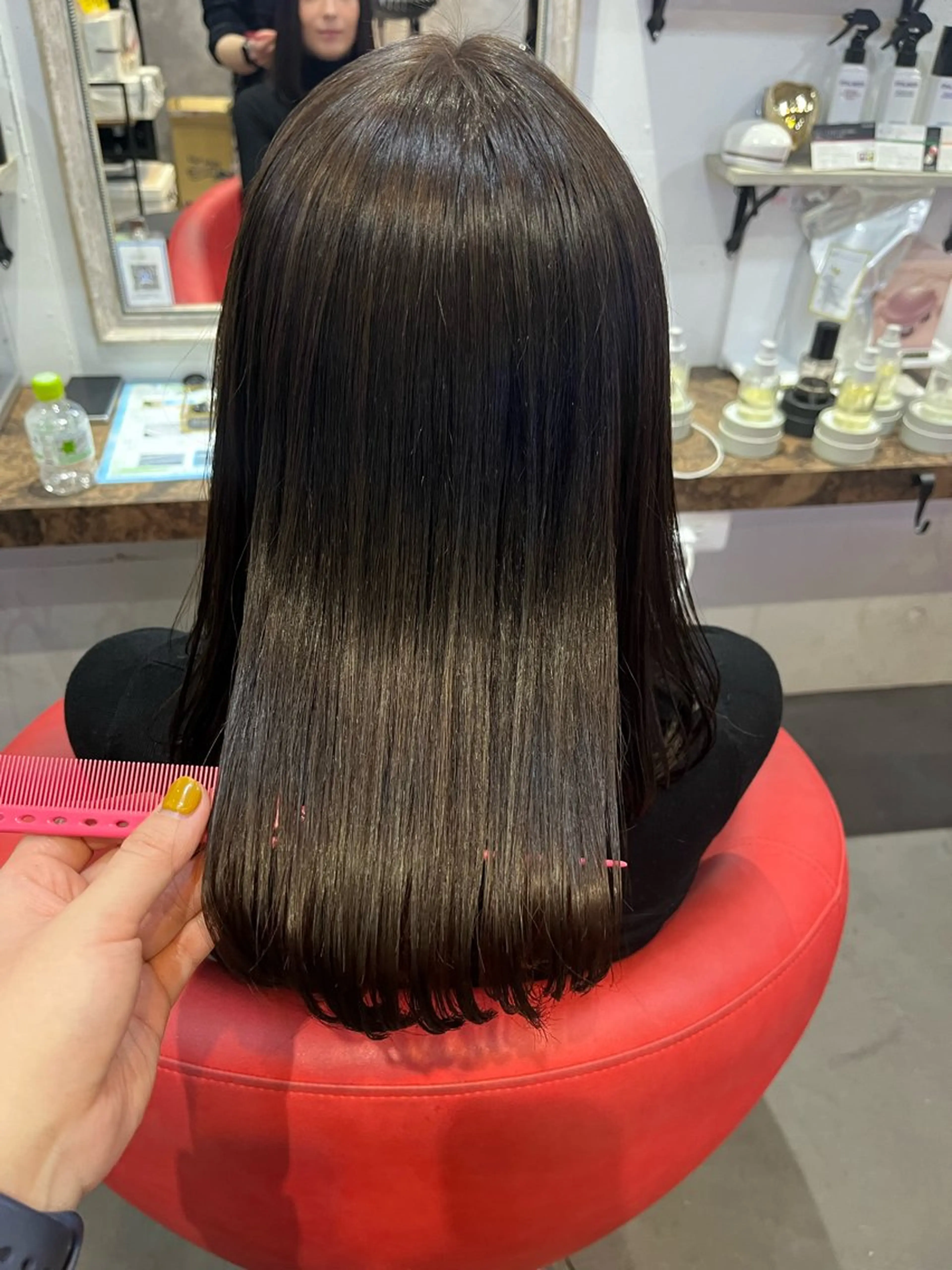 ミディアム 縮毛矯正 駅チカ【ali'i】 アリイ花崎友美☘のヘアスタイル