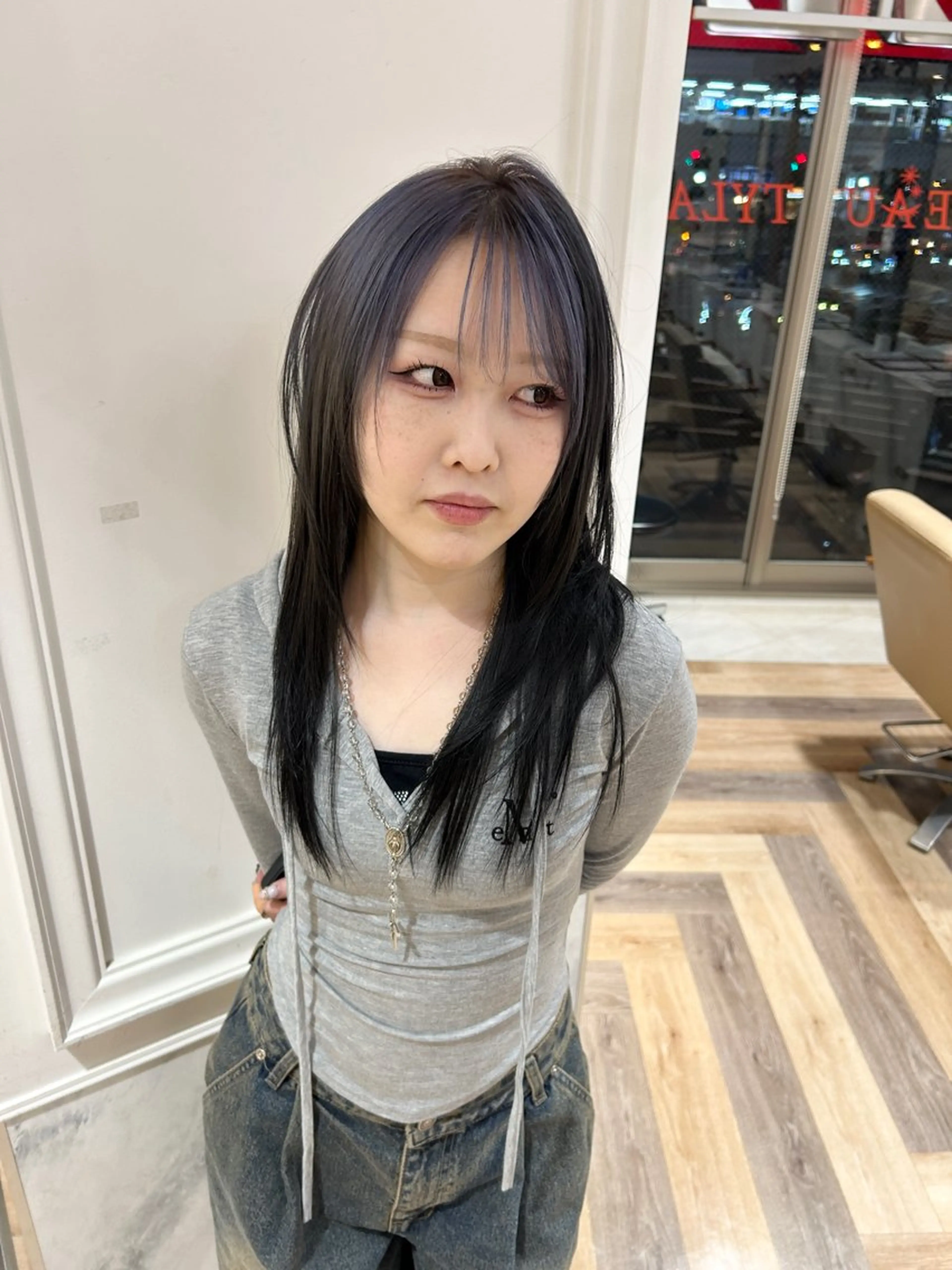 ロング カラー 透明感カラー デザインカラー ハイライトカラー ハイライト レイヤーカット ヘアーメイクウィル野田阪神店所属・Yuu/レイヤー/ ハイライト/髪質改善のヘアスタイル