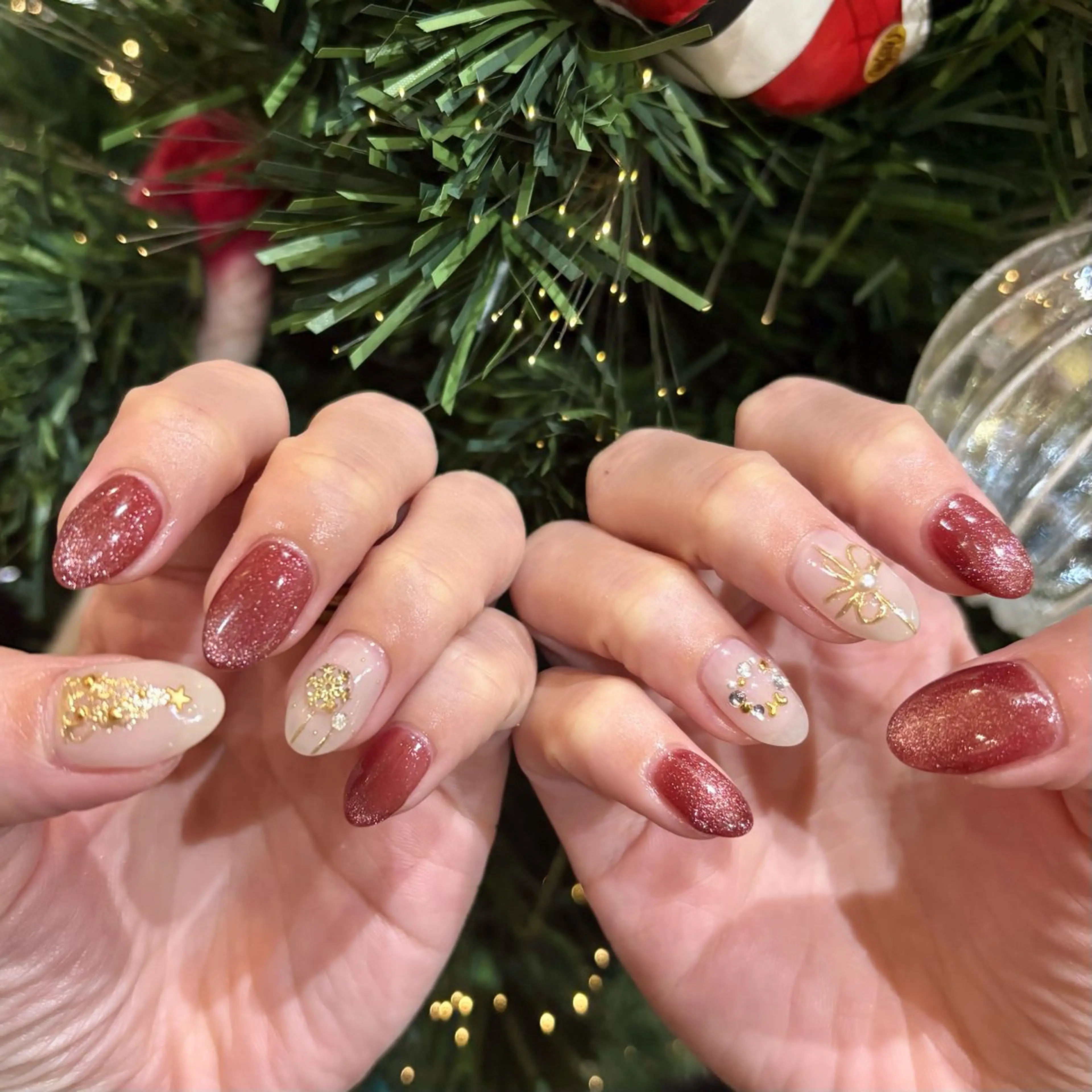 ネイル 冬ネイル クリスマス ハンドネイル 江原 楓果のネイルデザイン