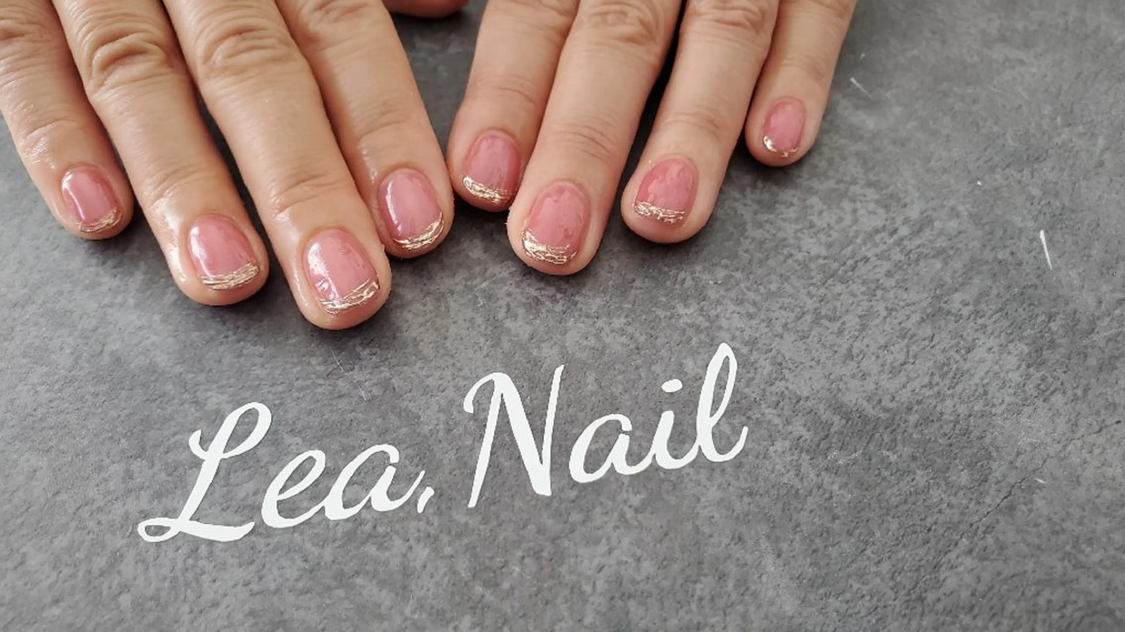 ネイル フレンチネイル ミラーネイル Lea,Nail所属・松橋 愛のネイルデザイン
