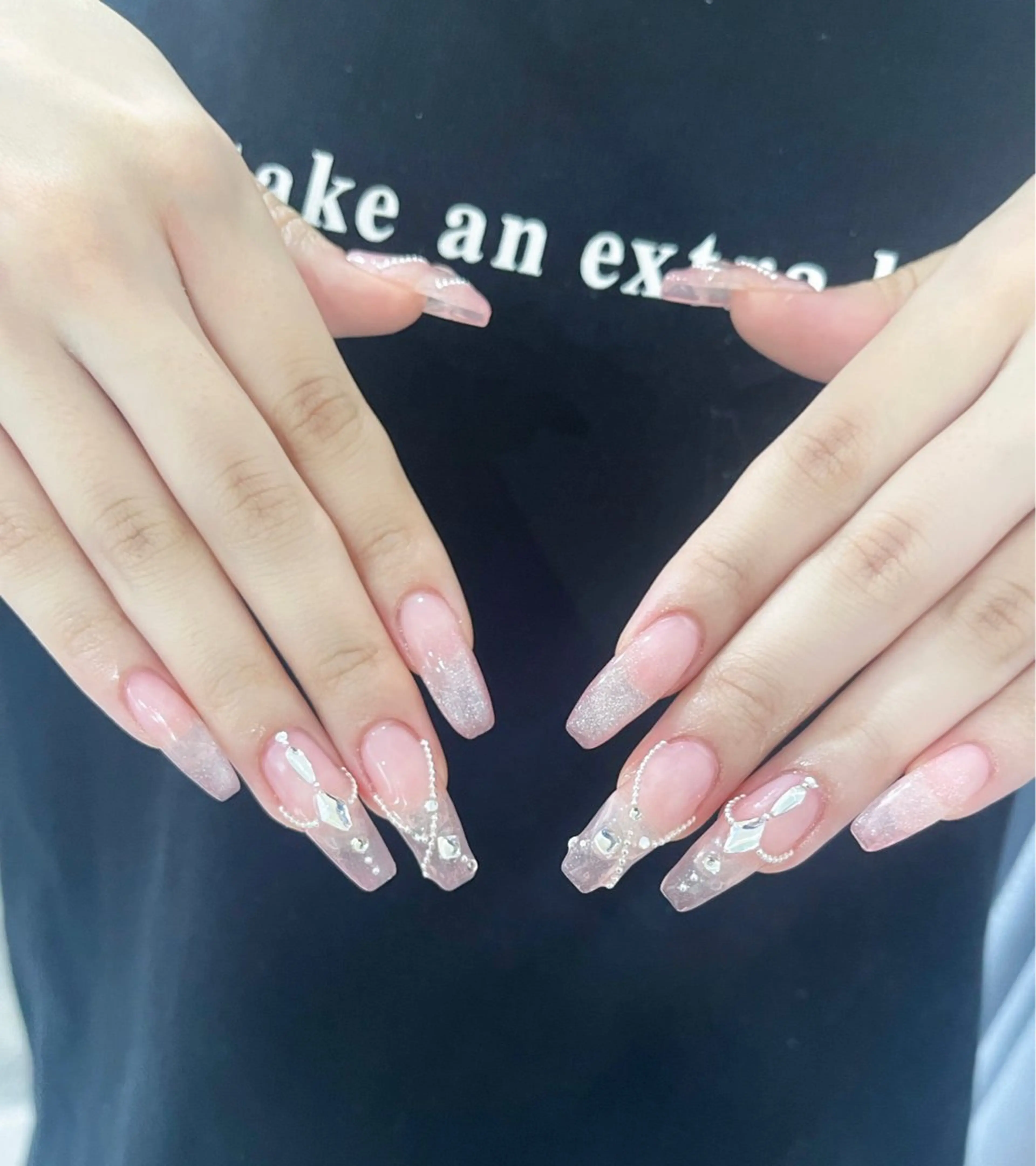 ネイル 🦋y y Nail 🤍のネイルデザイン