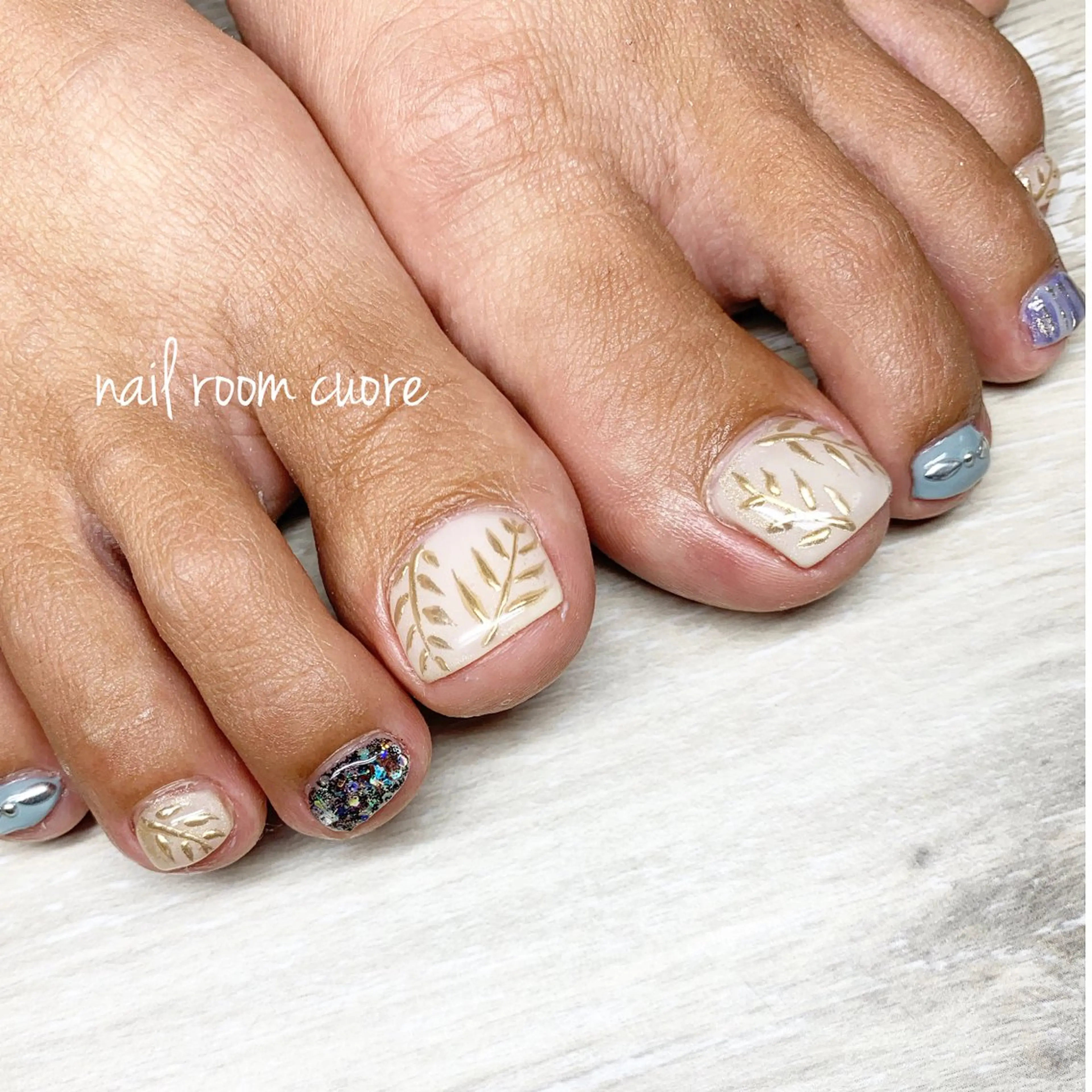 ネイル フットネイル nail room  cuore所属・松尾 典子のネイルデザイン