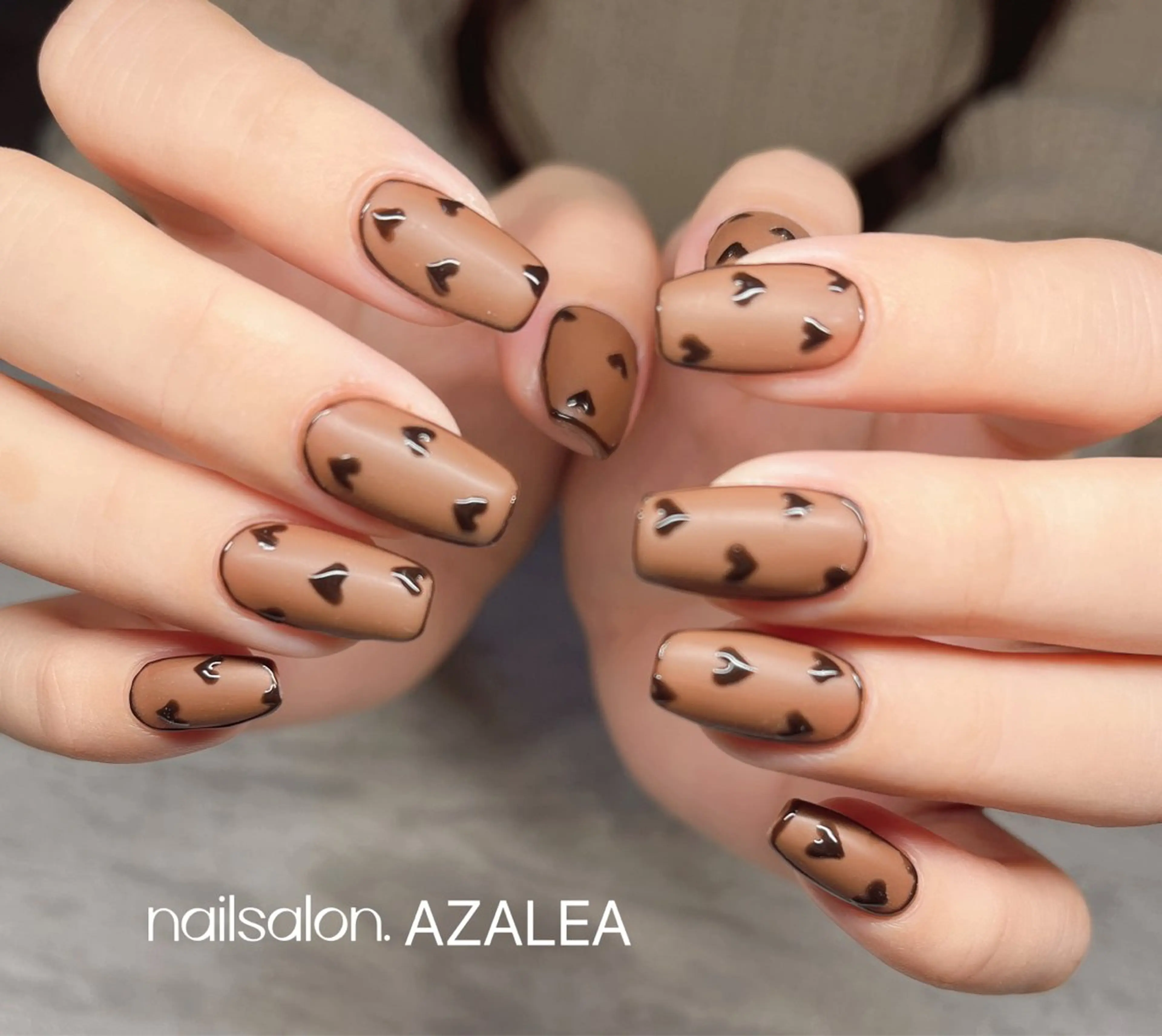 ネイル R inのネイルデザイン