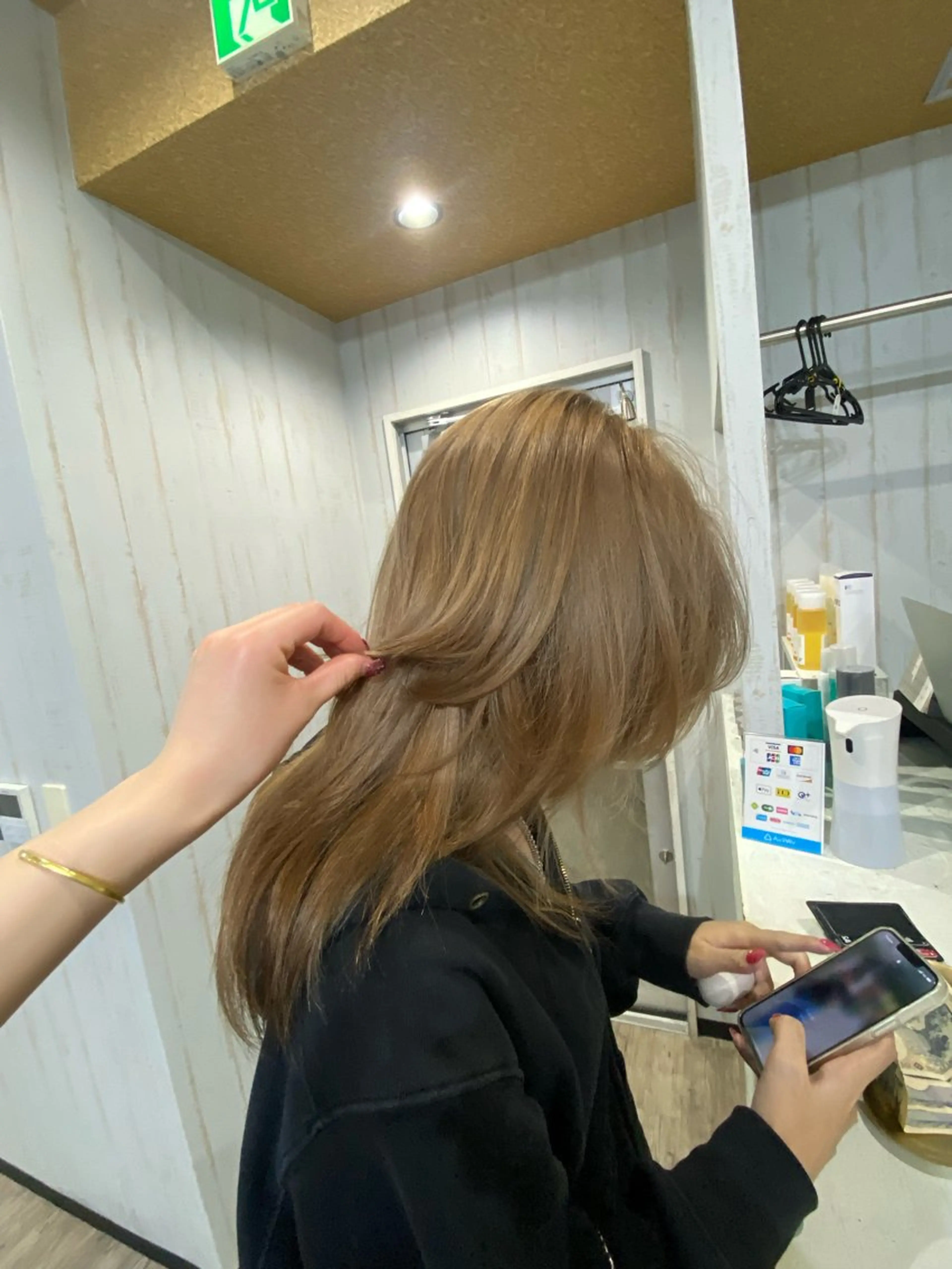 ロング カラー ヘアカラー Oahu所属・リト /渋谷/ハイトーンのヘアスタイル